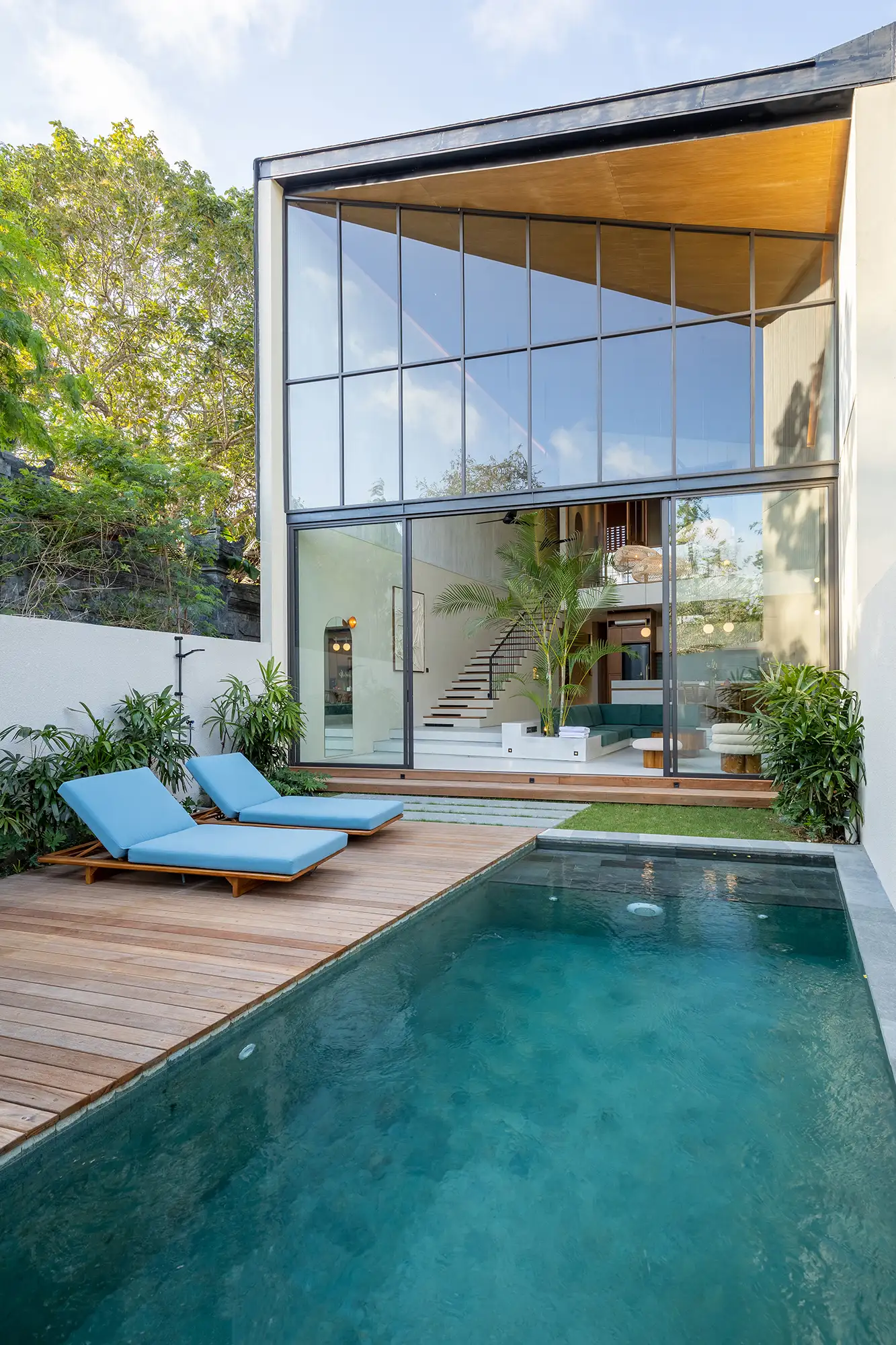 Villa 216m² in Indonesia, Bukit. Priced at 350000$ rent photo-1