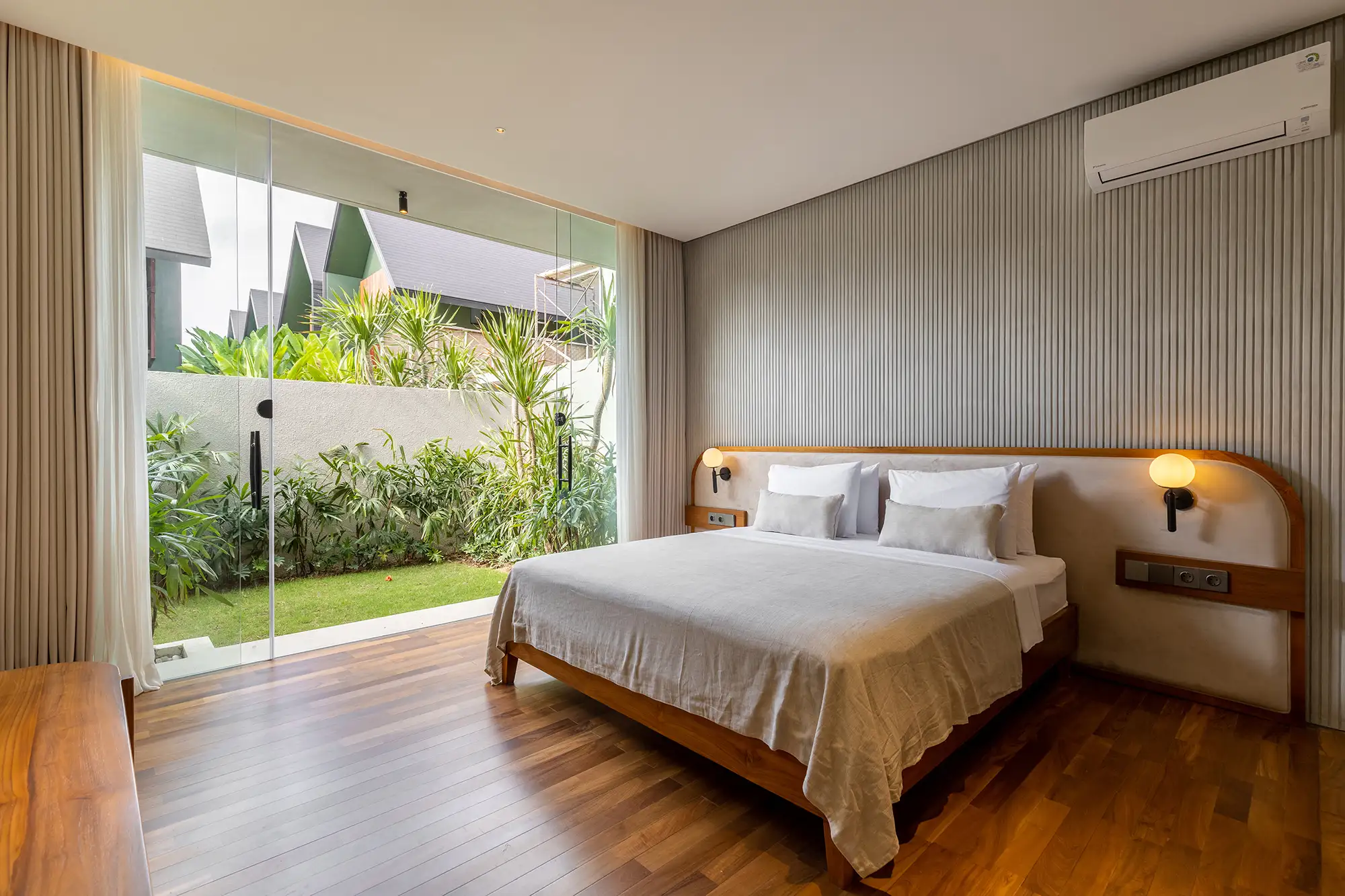 Villa 216m² in Indonesia, Bukit. Priced at 350000$ rent photo-4