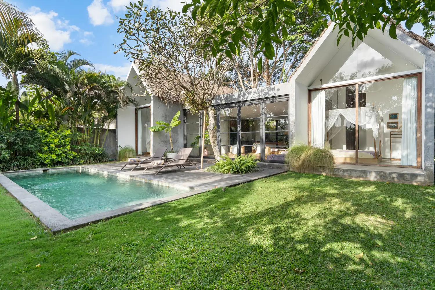 Villa 360m² in Indonesia, Canggu. Priced at 320000$ rent photo-9