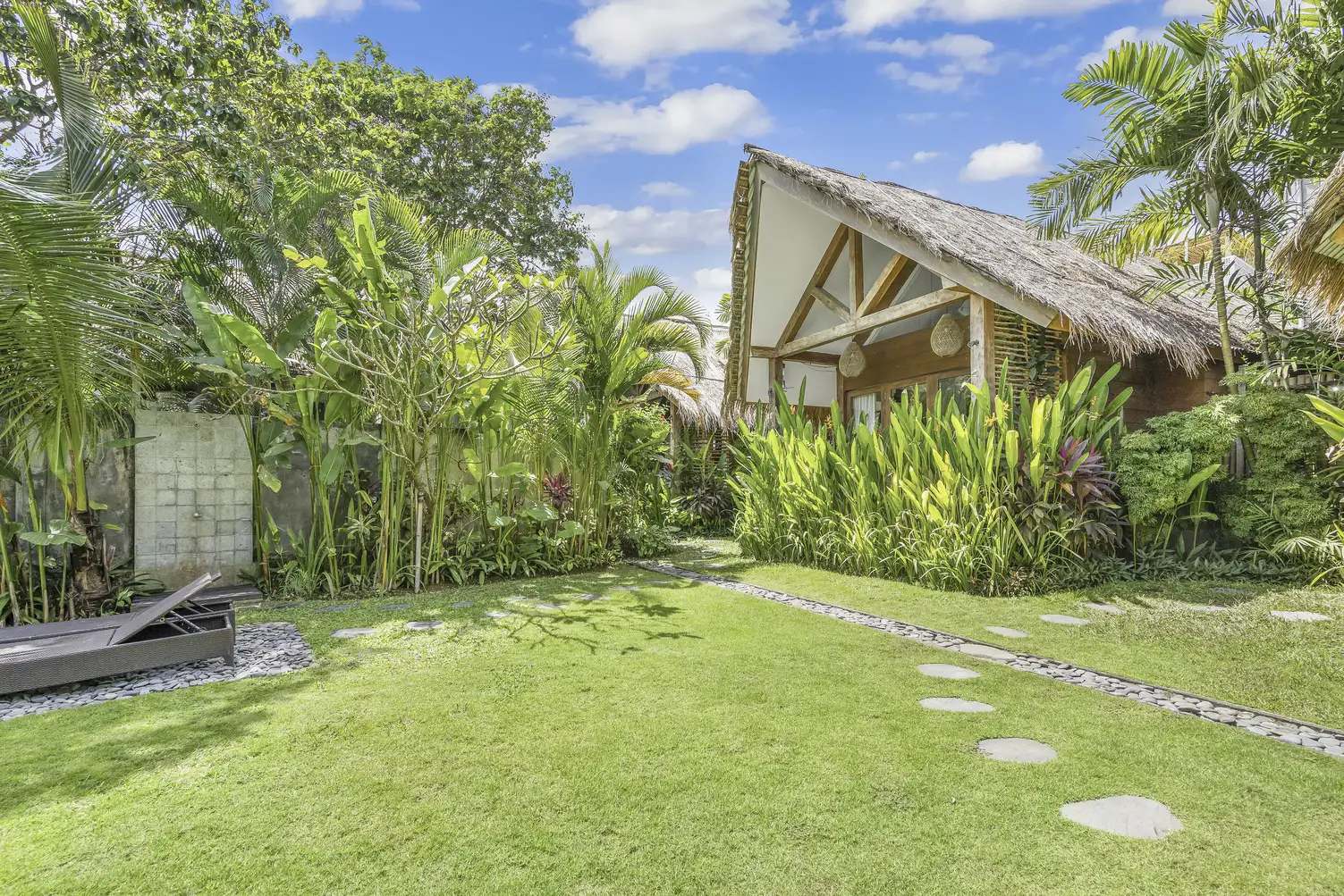 Villa 360m² in Indonesia, Canggu. Priced at 320000$ rent photo-25