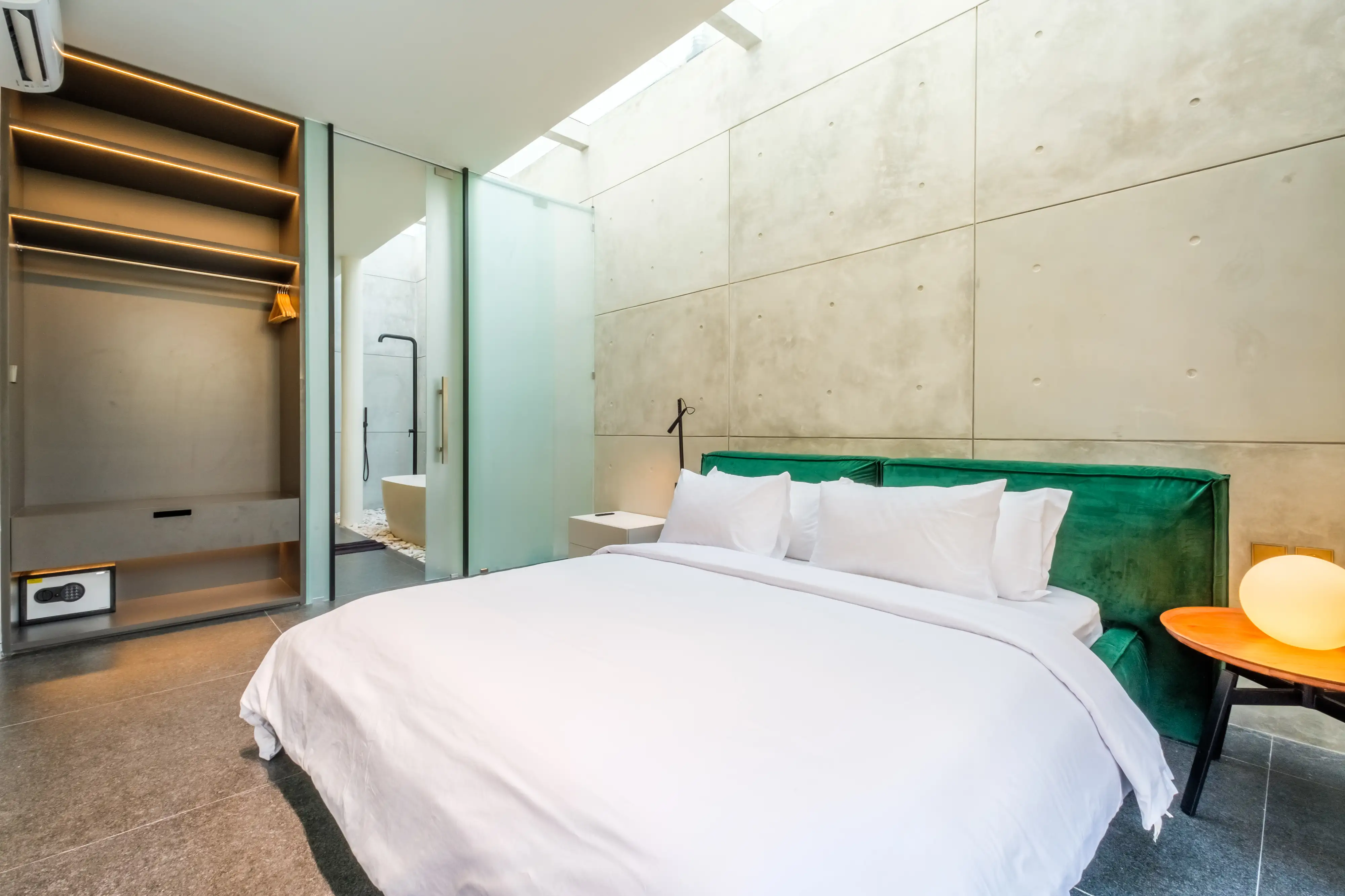 Villa 167m² in Indonesia, Canggu. Priced at 400000$ rent photo-11