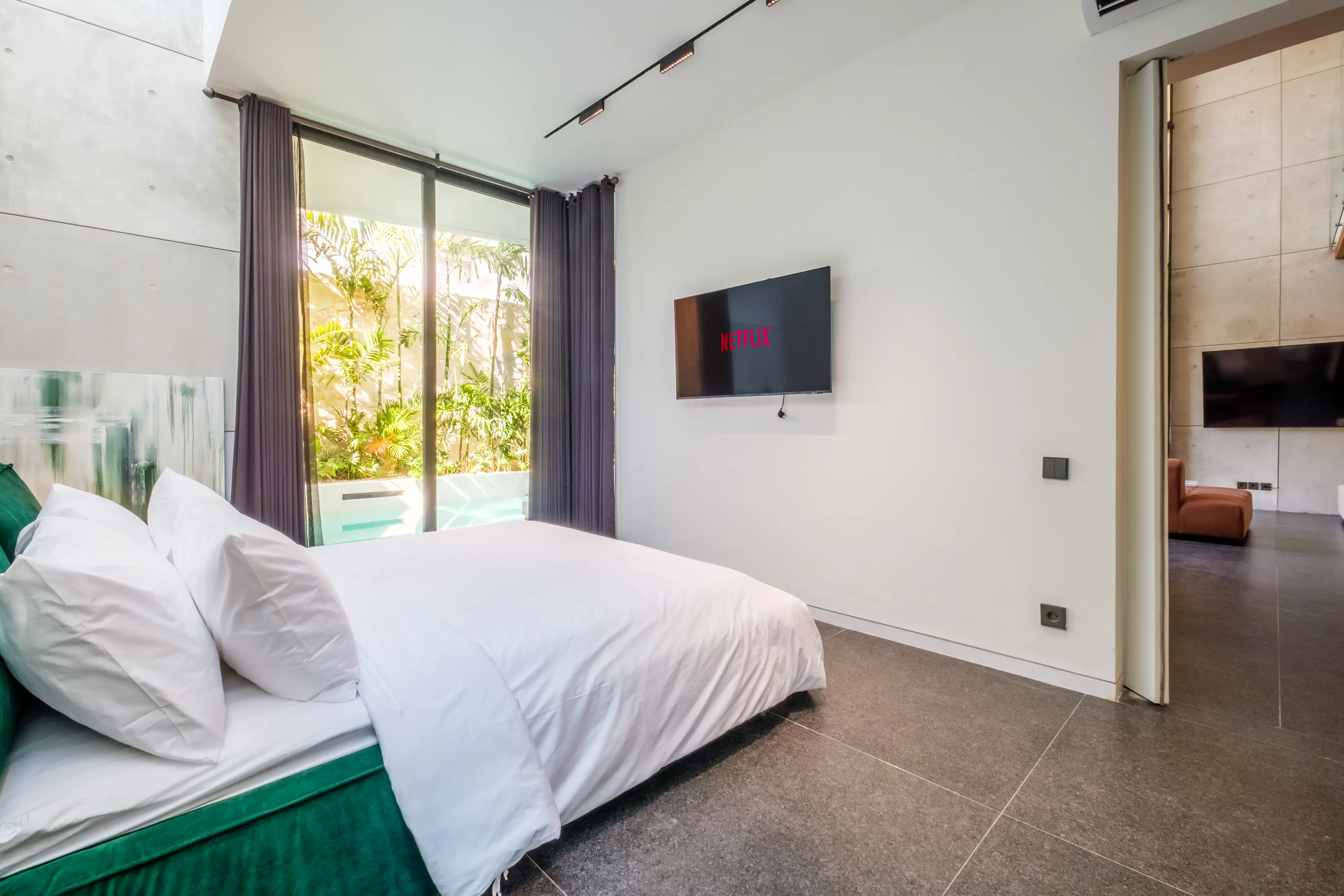 Villa 167m² in Indonesia, Canggu. Priced at 400000$ rent photo-12