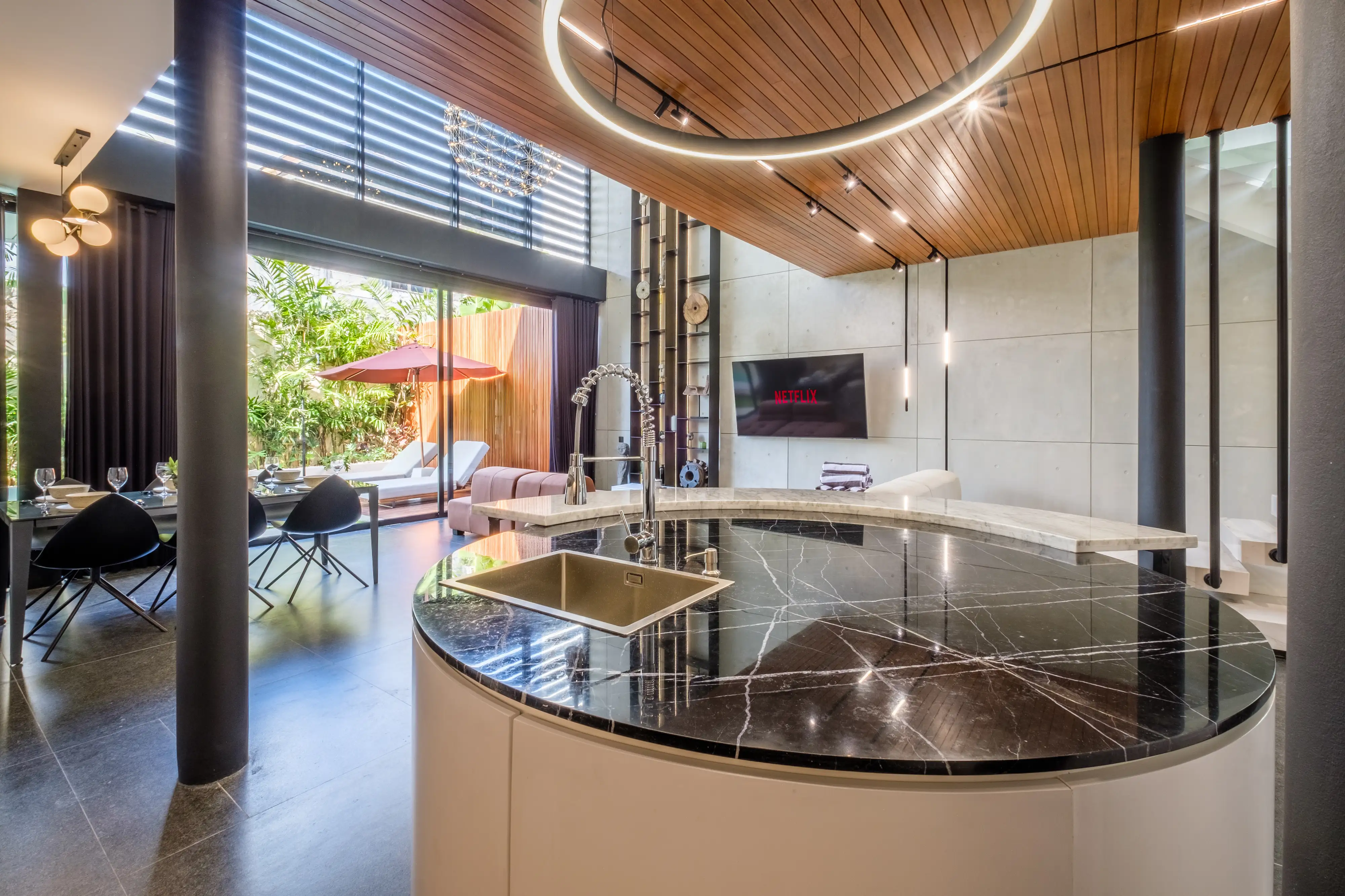 Villa 167m² in Indonesia, Canggu. Priced at 400000$ rent photo-23