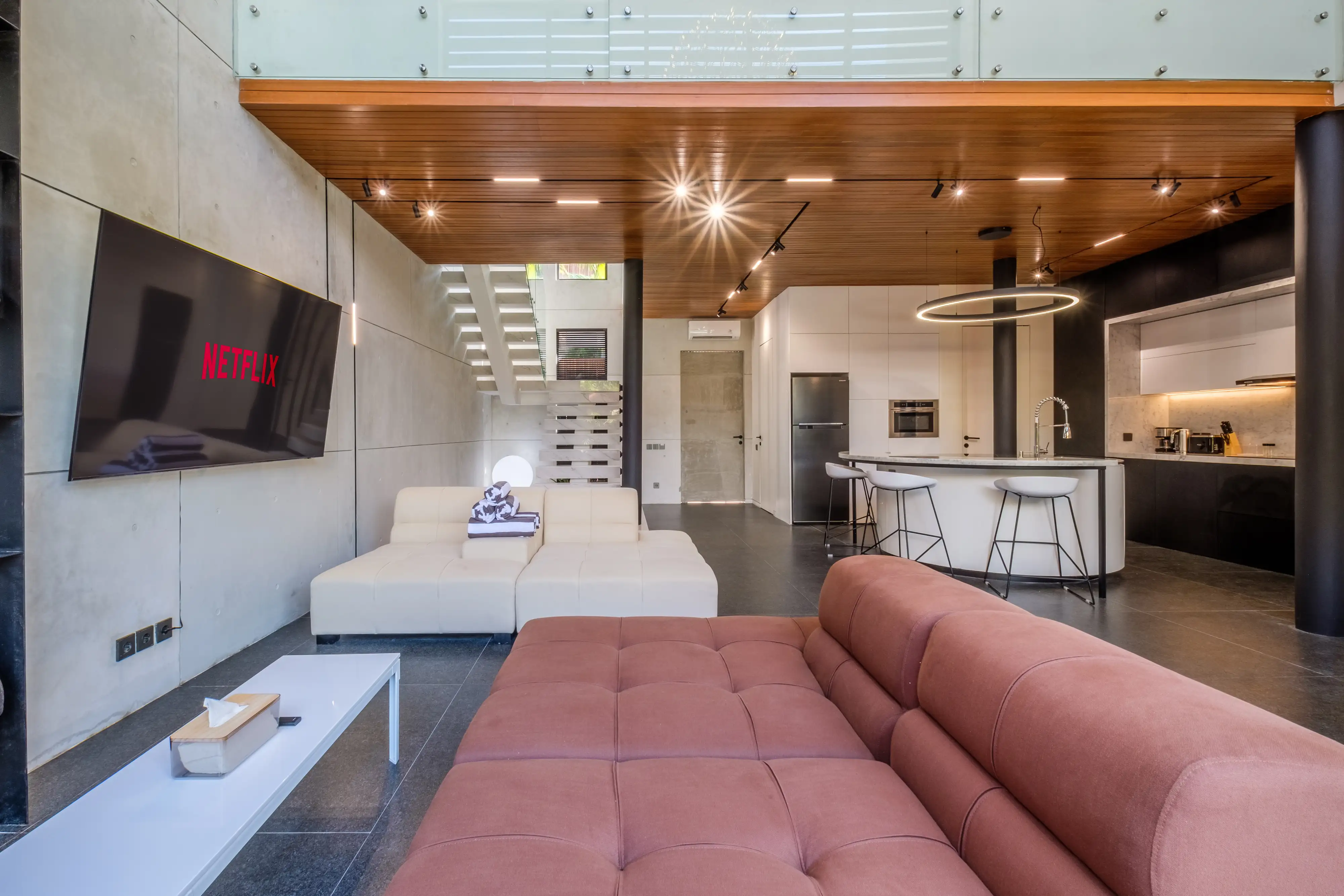 Villa 167m² in Indonesia, Canggu. Priced at 400000$ rent photo-26