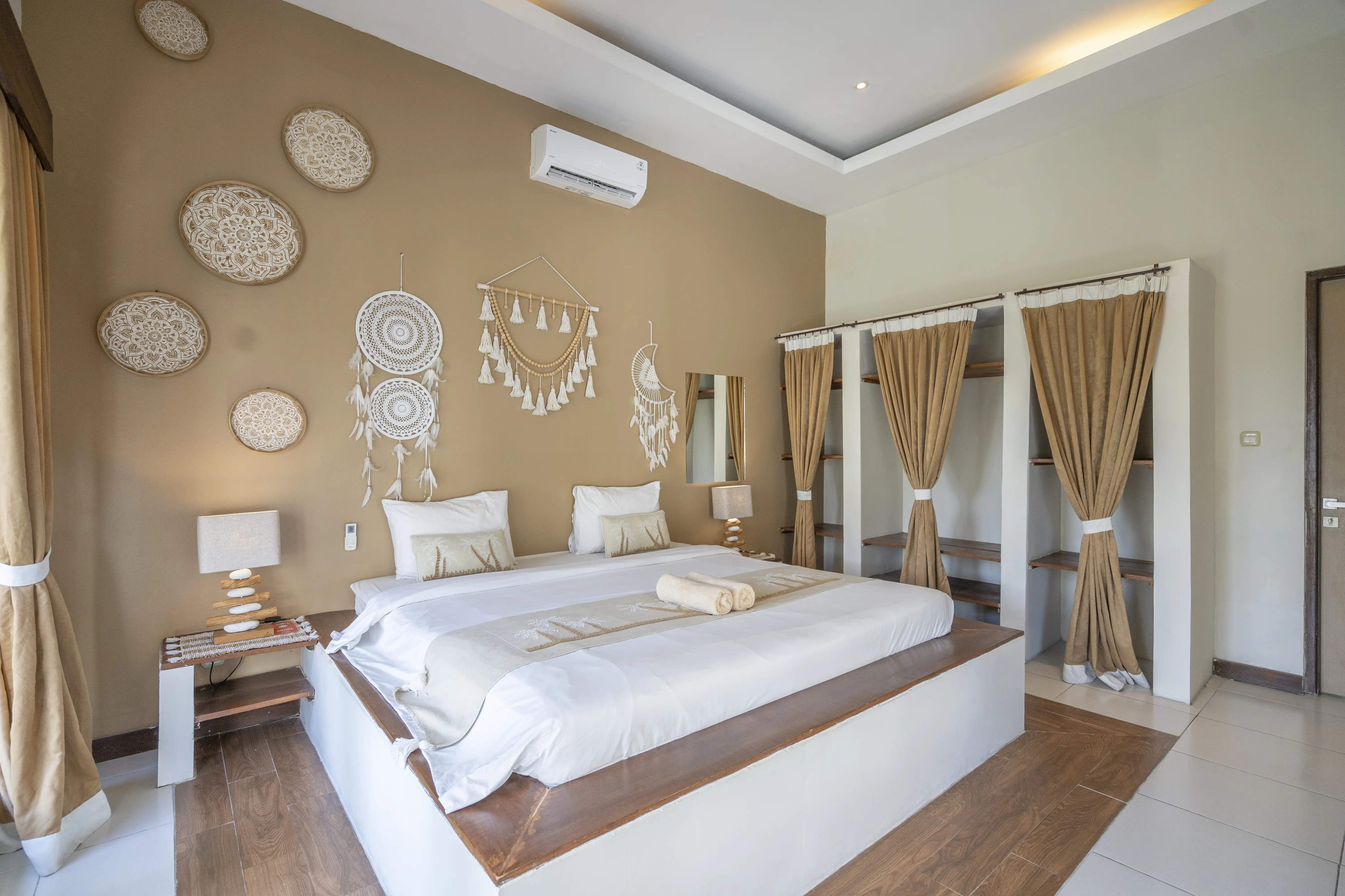 Villa 200m² in Indonesia, Seminyak. Priced at 325000$ rent photo-6