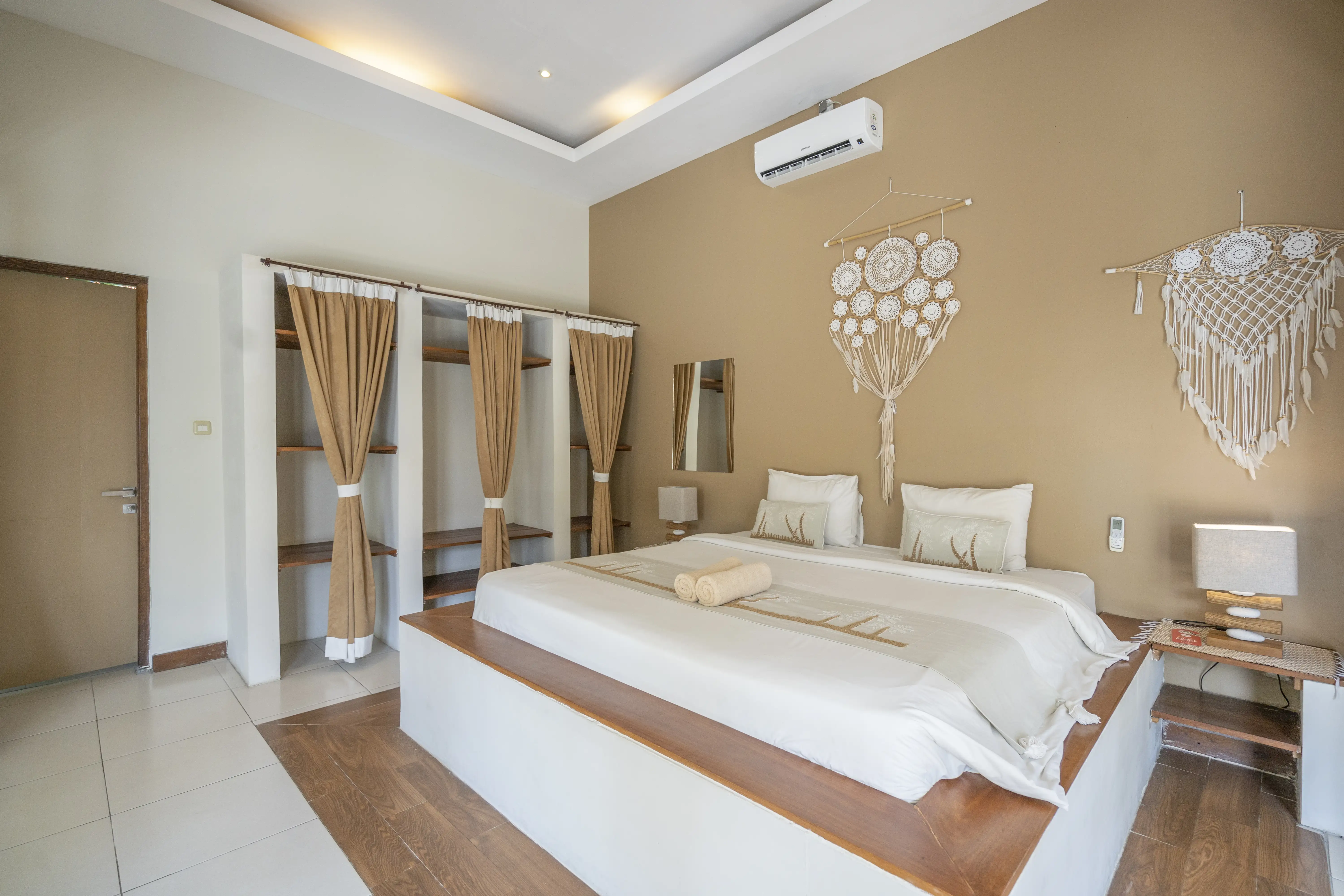 Villa 200m² in Indonesia, Seminyak. Priced at 325000$ rent photo-8