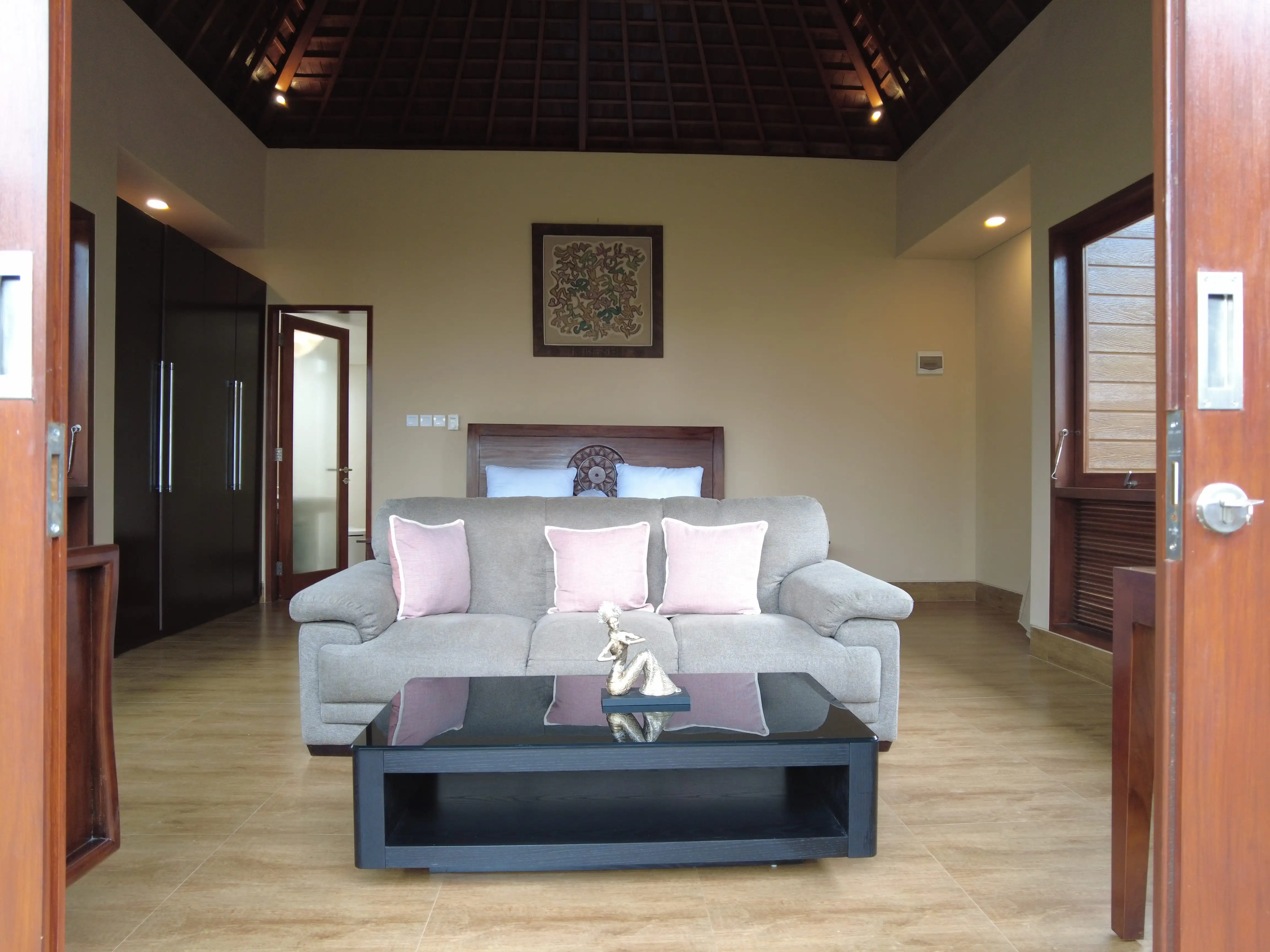 Villa 120m² in Indonesia, NorthBali. Priced at 196721$ rent photo-12
