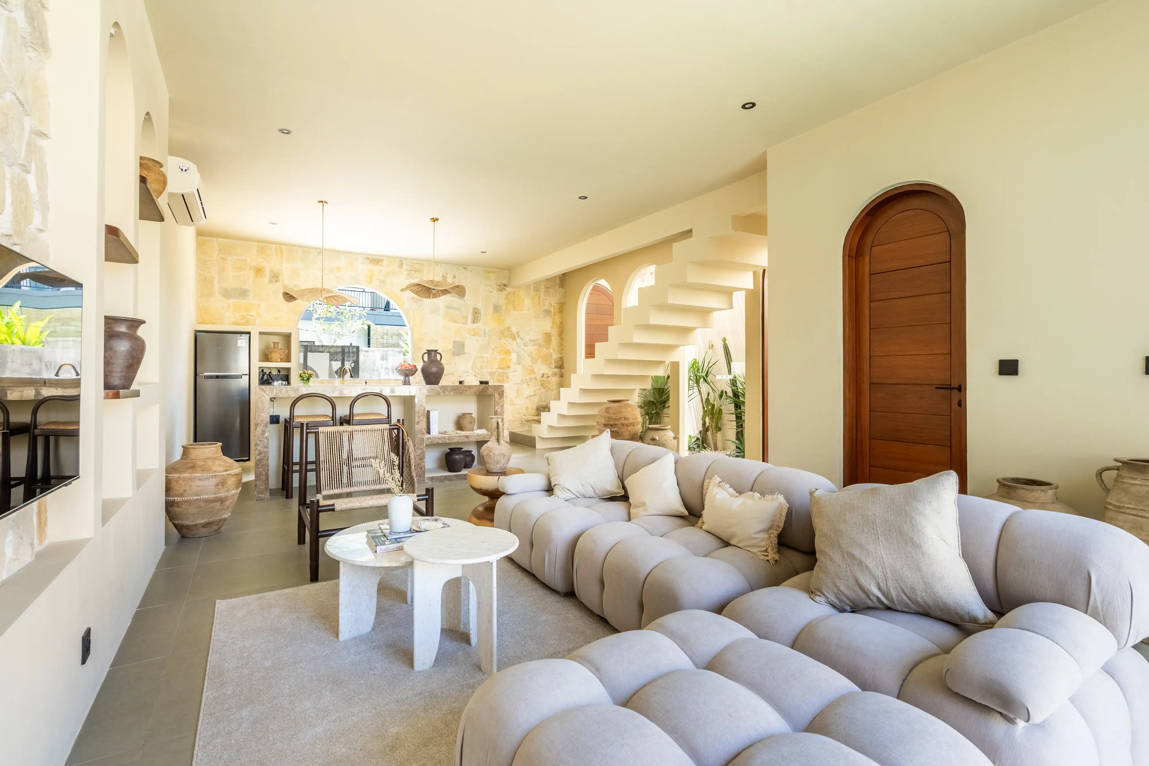 Villa 124m² in Indonesia, Canggu. Priced at 250000$ rent photo-11