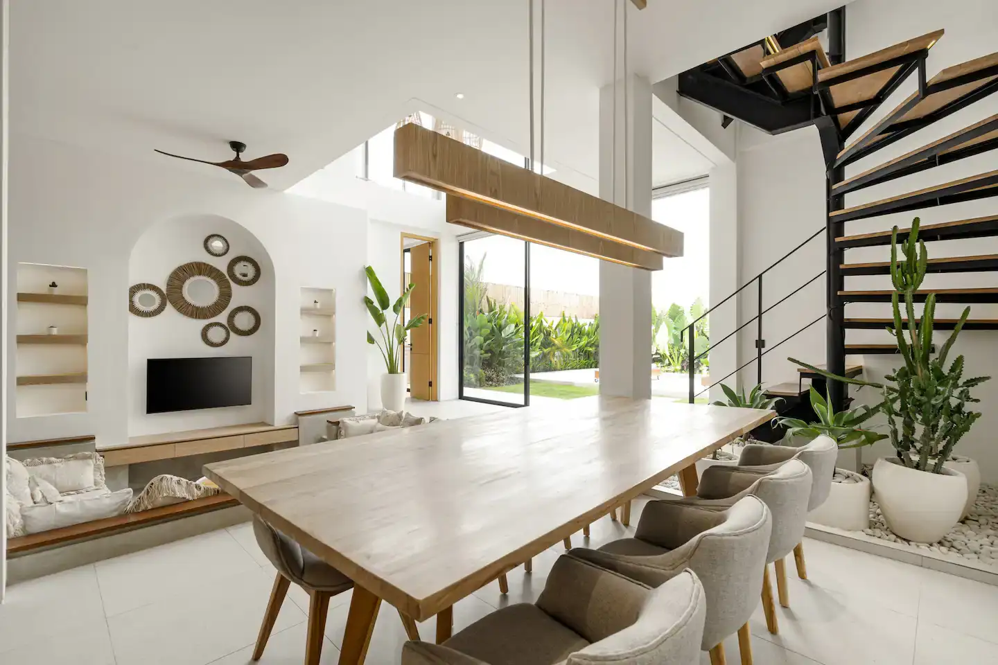 Villa 329m² in Indonesia, Canggu. Priced at 519000$ rent photo-34