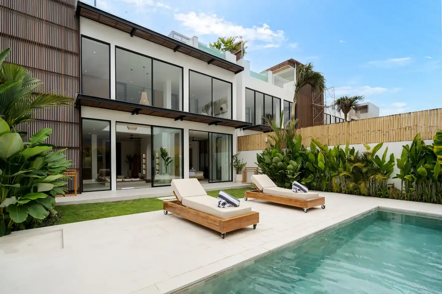 Villa 329m² in Indonesia, Canggu. Priced at 519000$ rent photo-41