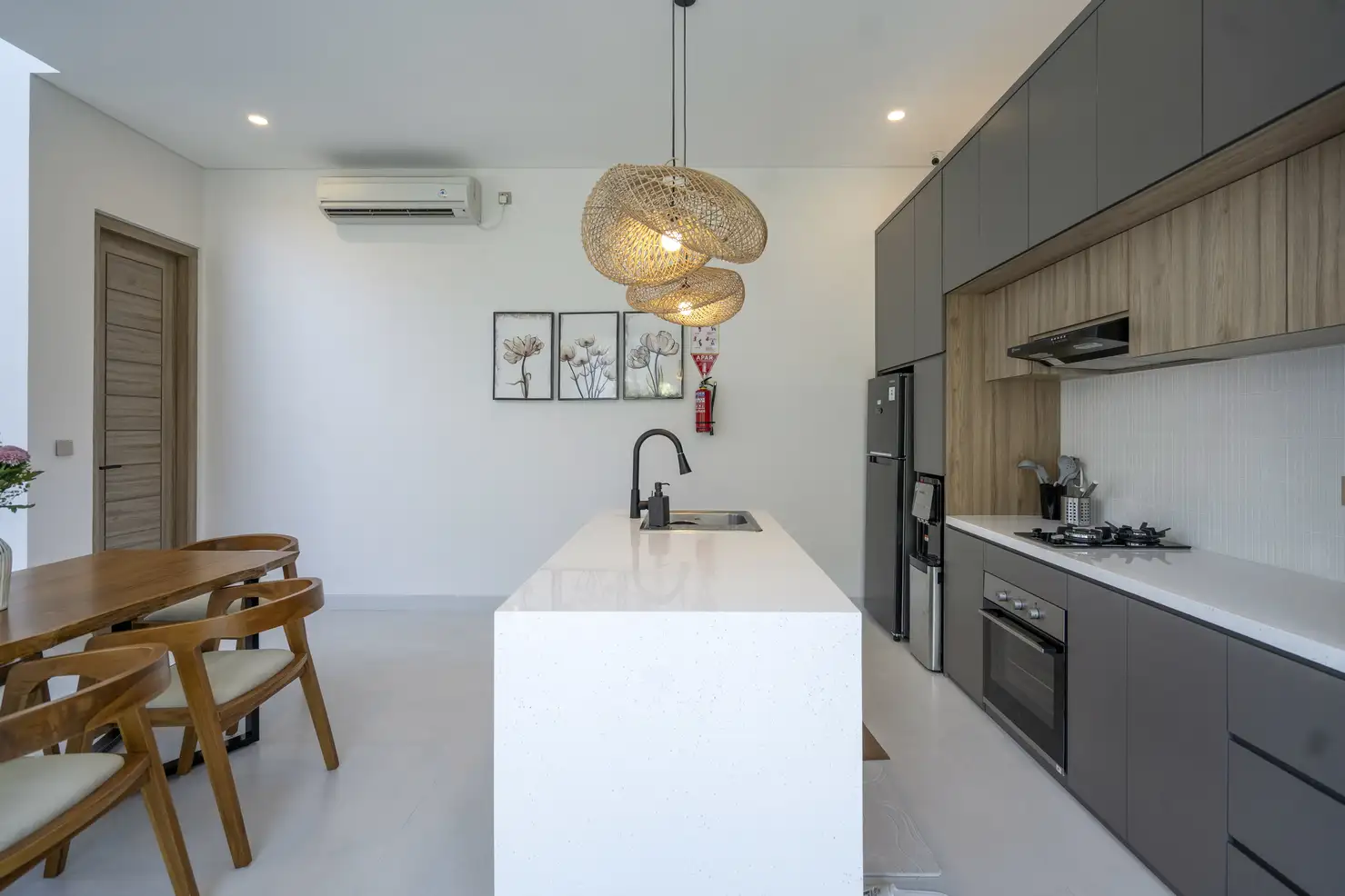 Villa 227m² in Indonesia, Canggu. Priced at 325000$ rent photo-23