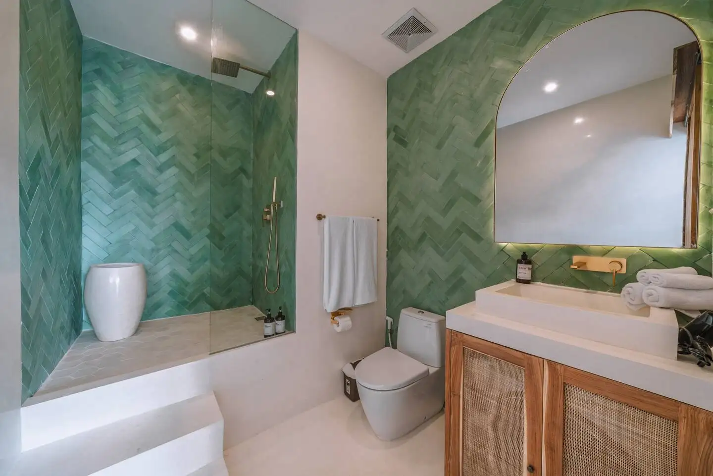 Villa 94m² in Indonesia, Canggu. Priced at 235000$ rent photo-5