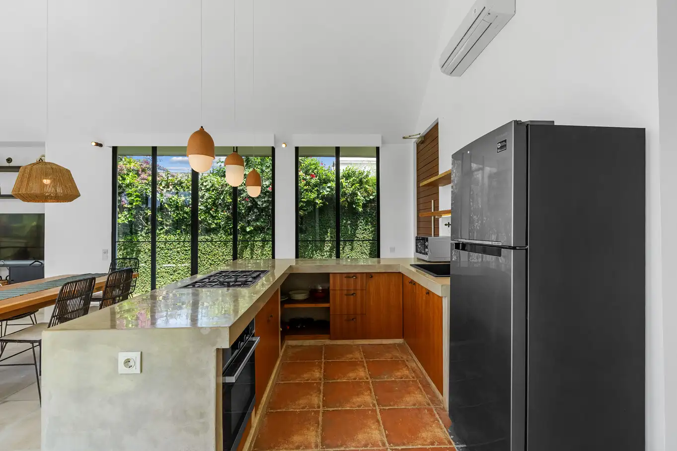 Villa 150m² in Indonesia, Canggu. Priced at 270000$ rent photo-13