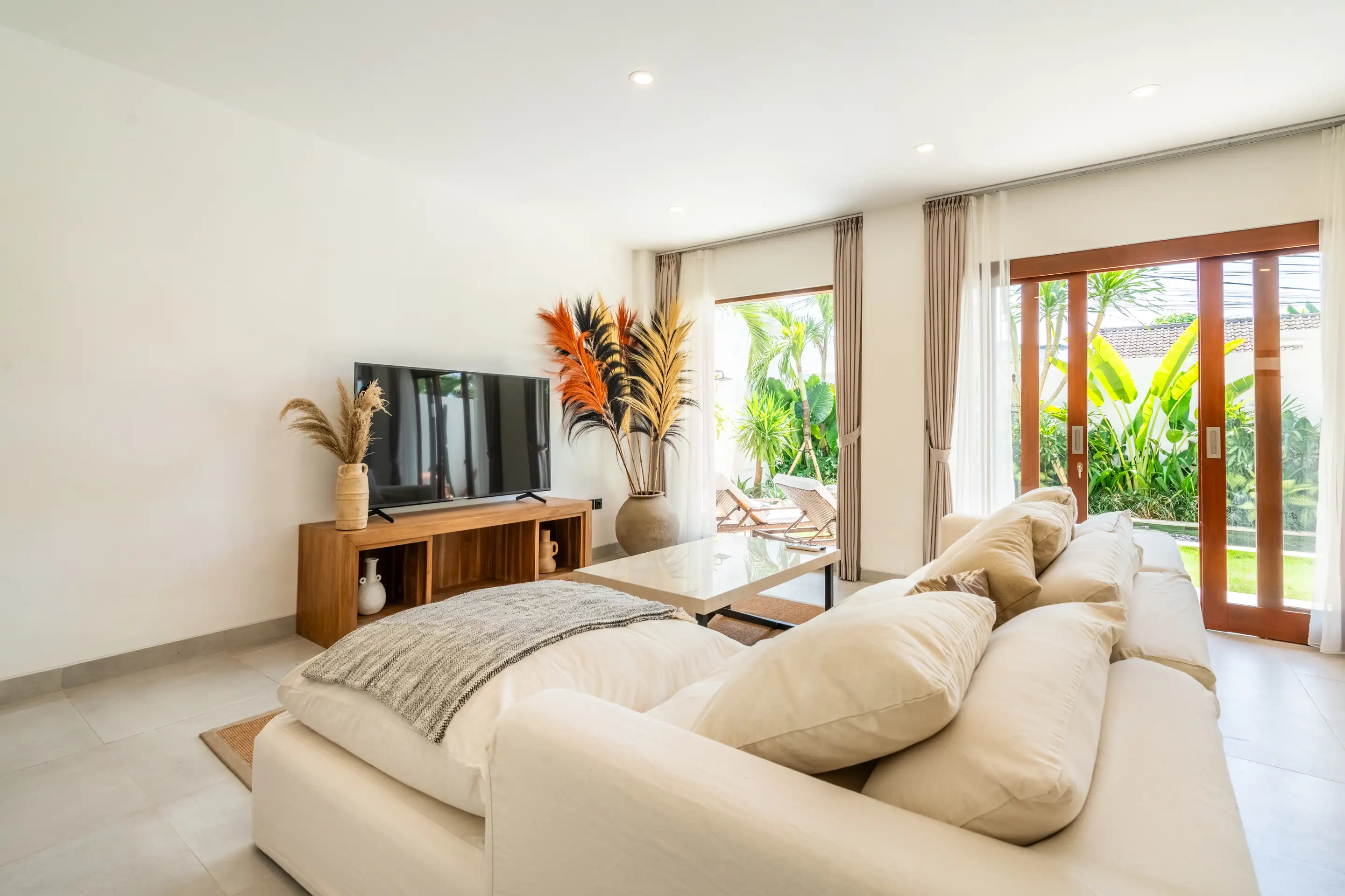 Villa 135m² in Indonesia, Canggu. Priced at 295000$ rent photo-32