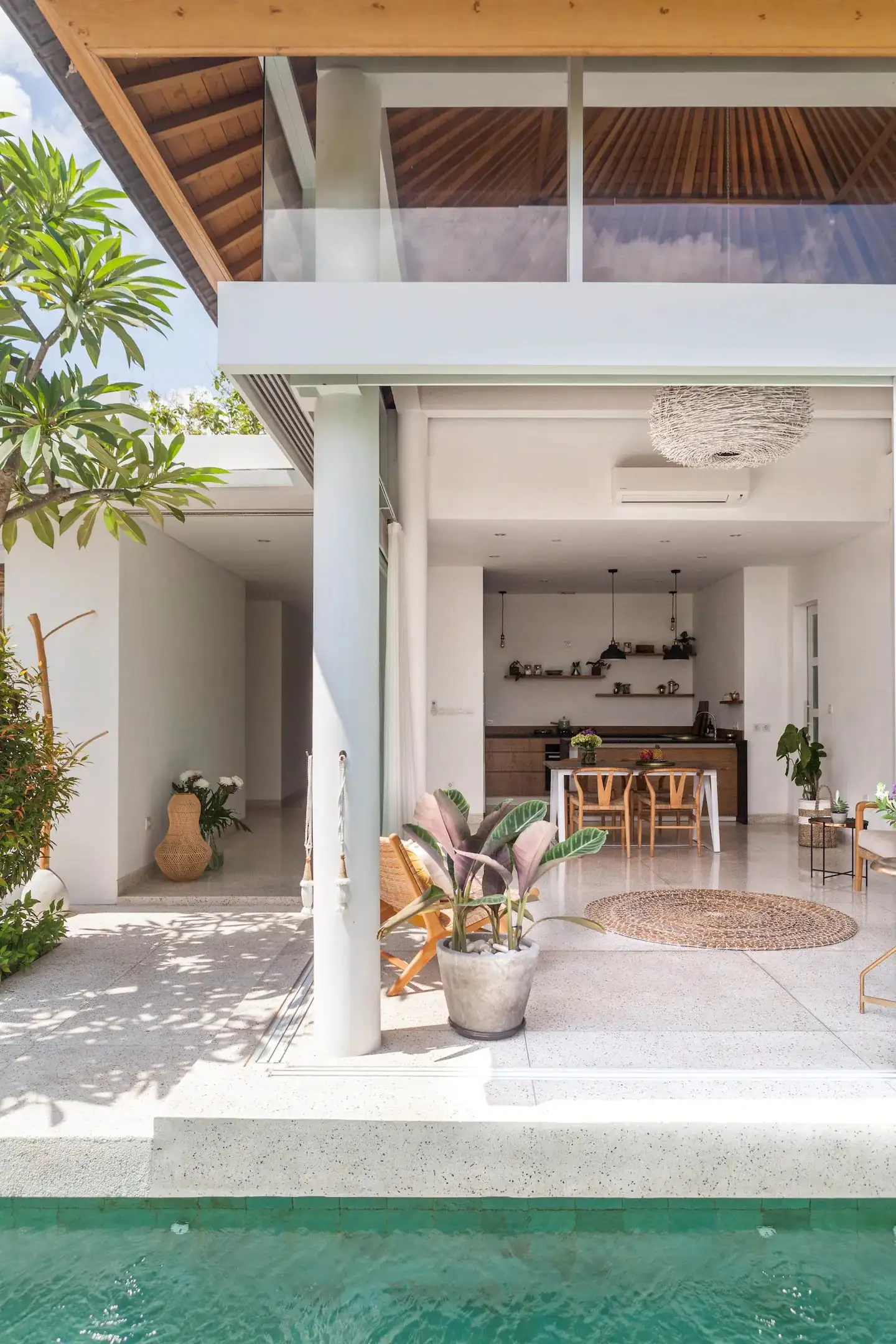 Villa 125m² in Indonesia, Canggu. Priced at 279640$ rent photo-1