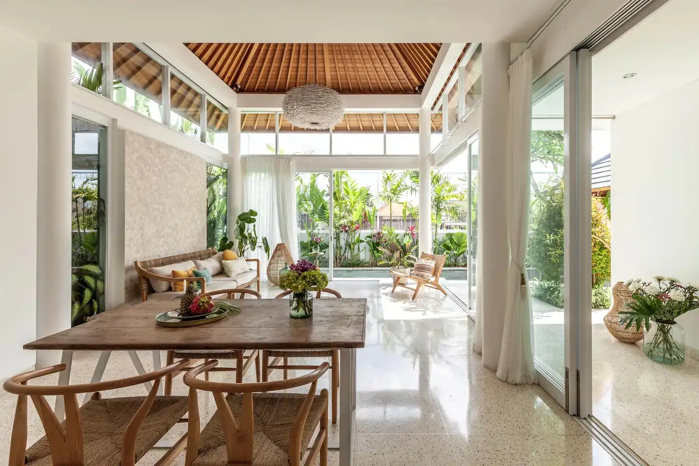 Villa 125m² in Indonesia, Canggu. Priced at 279640$ rent photo-9