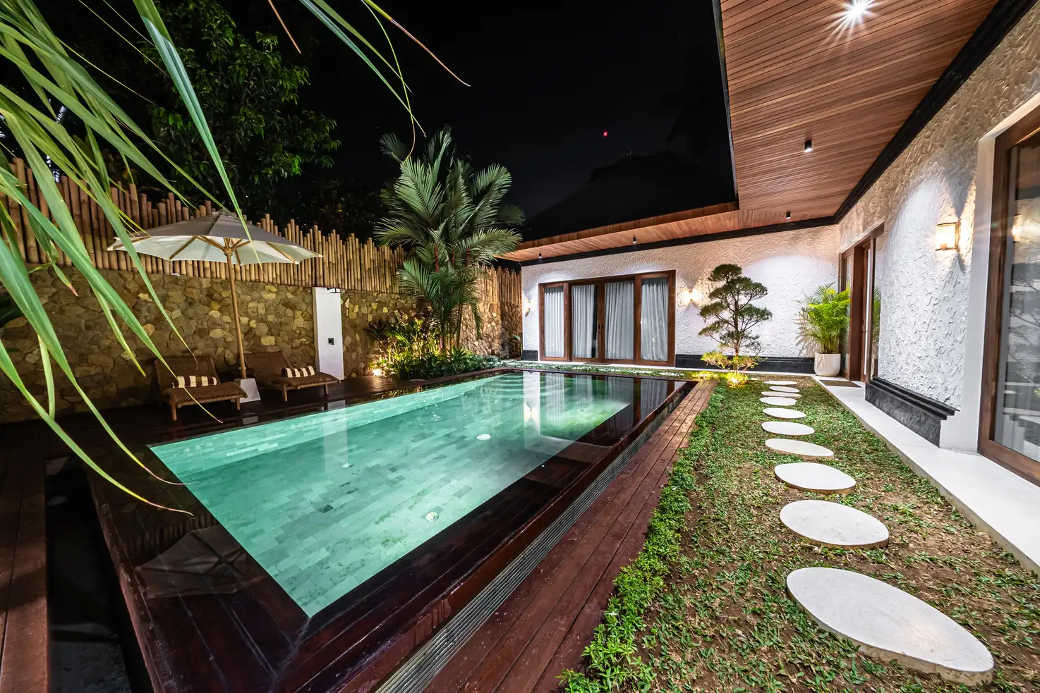 Villa 240m² in Indonesia, Ubud. Priced at 290000$ rent photo-3