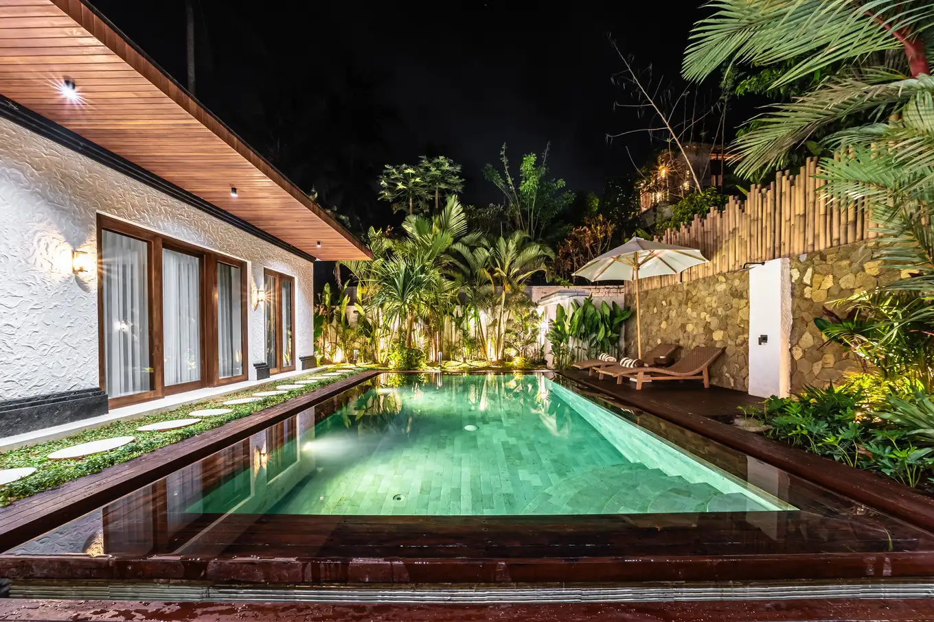 Villa 240m² in Indonesia, Ubud. Priced at 290000$ rent photo-4