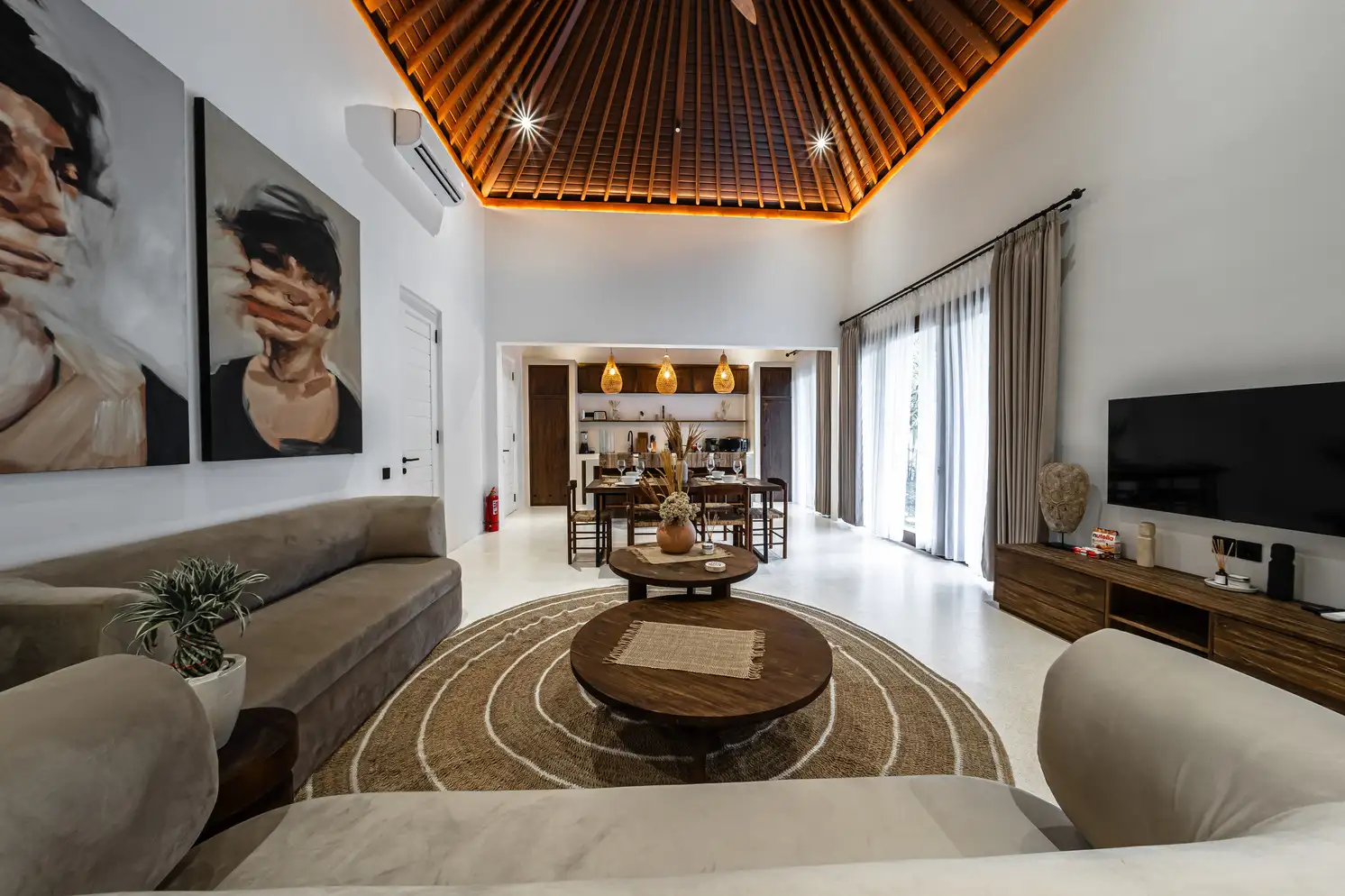 Villa 240m² in Indonesia, Ubud. Priced at 290000$ rent photo-29