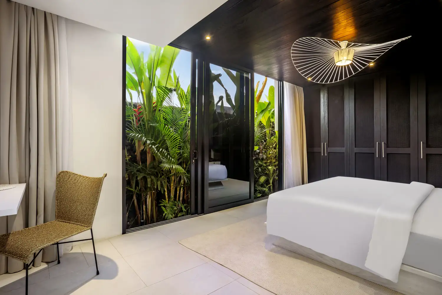 Villa 290m² in Indonesia, Ubud. Priced at 330000$ rent photo-5