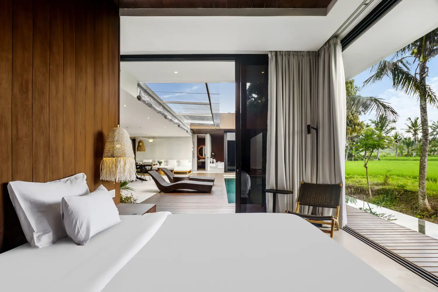 Villa 290m² in Indonesia, Ubud. Priced at 330000$ rent photo-9