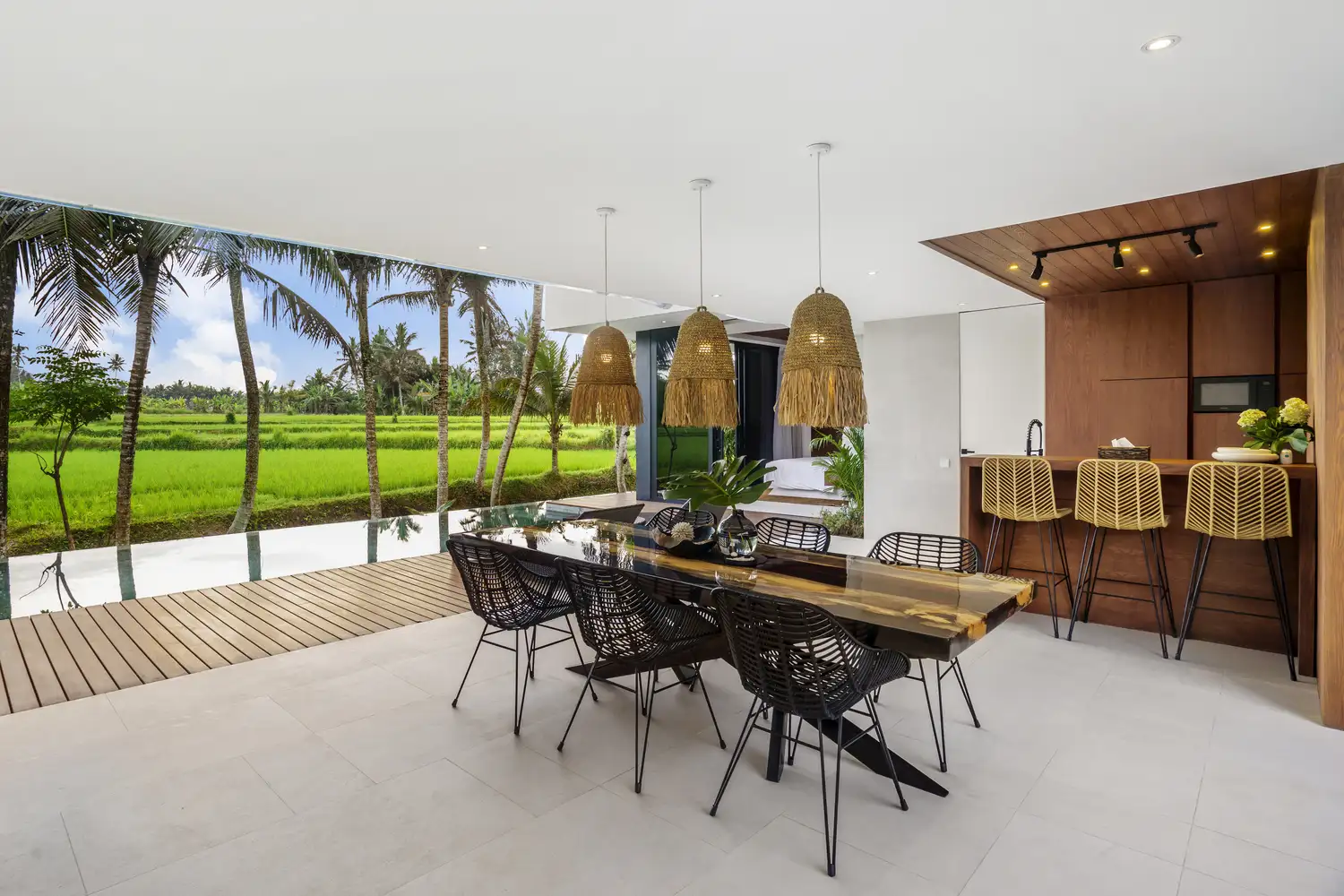 Villa 290m² in Indonesia, Ubud. Priced at 330000$ rent photo-12
