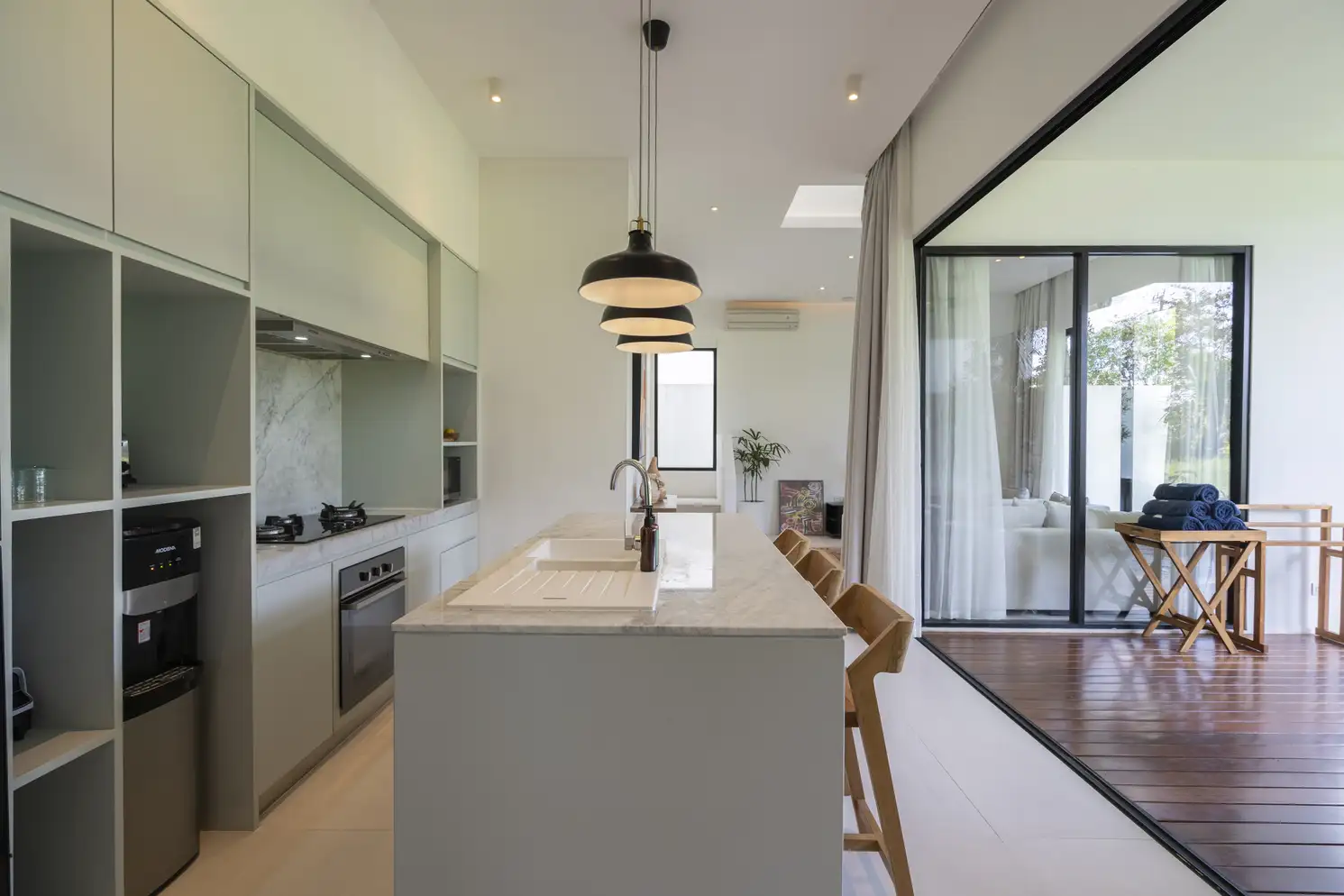 Villa 155m² in Indonesia, Canggu. Priced at 350000$ rent photo-16