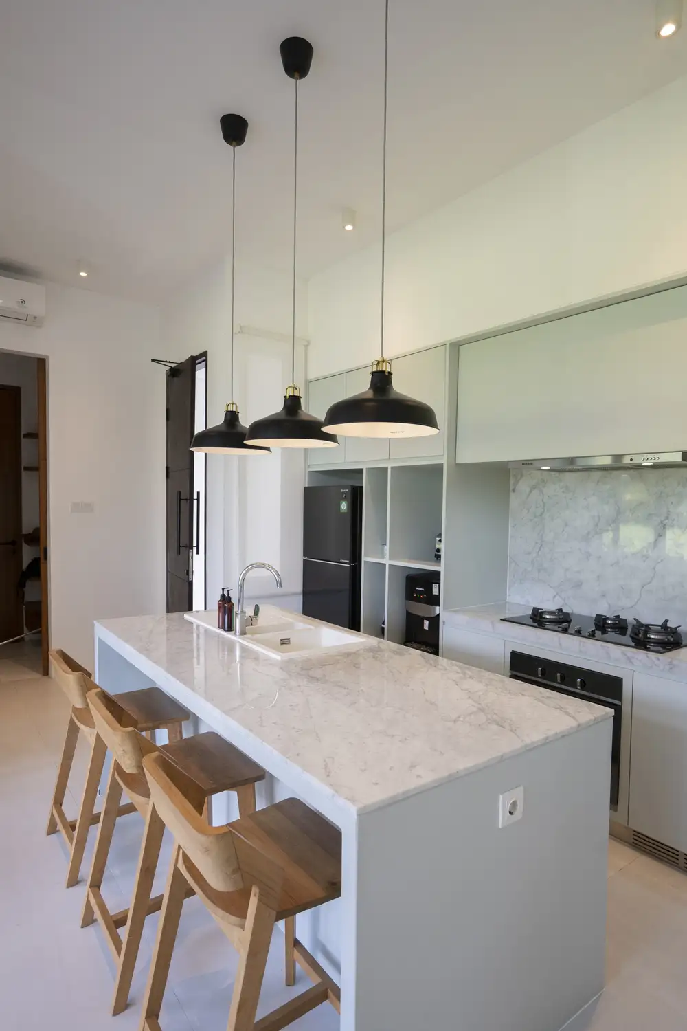 Villa 155m² in Indonesia, Canggu. Priced at 350000$ rent photo-17