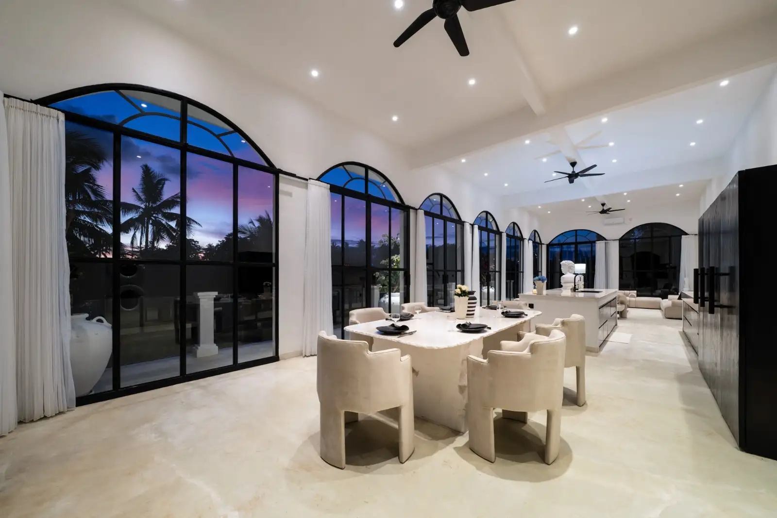Villa 385m² in Indonesia, Ubud. Priced at 425000$ rent photo-6