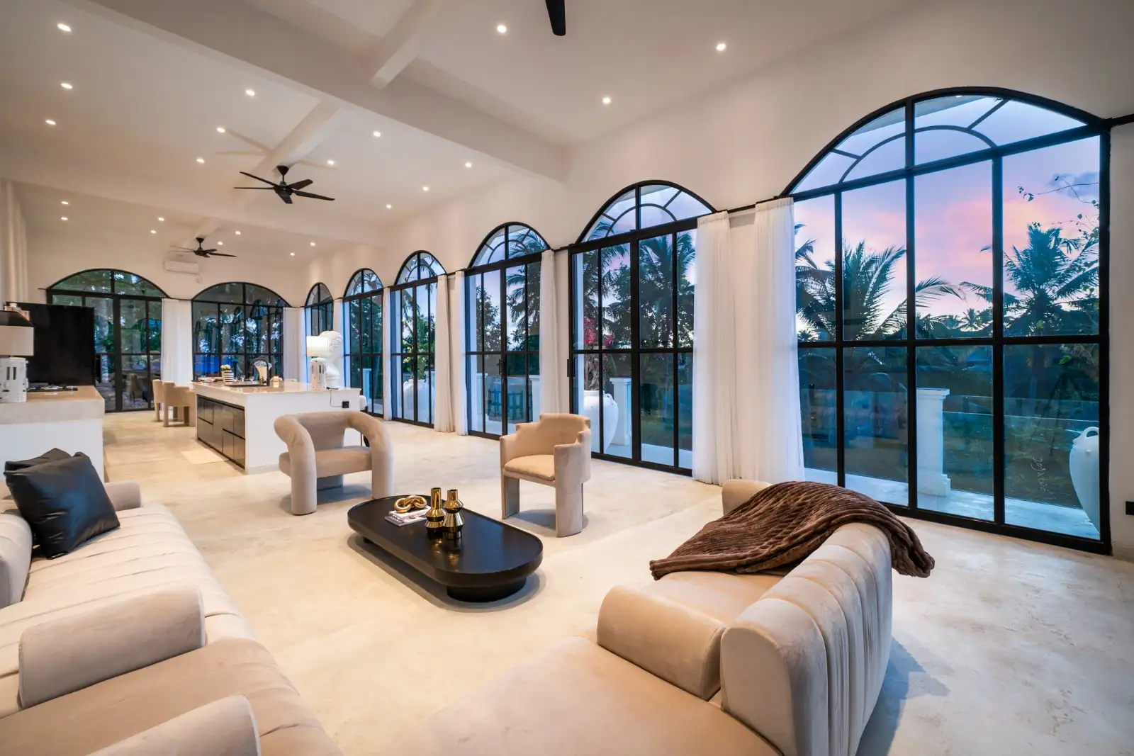 Villa 385m² in Indonesia, Ubud. Priced at 425000$ rent photo-9