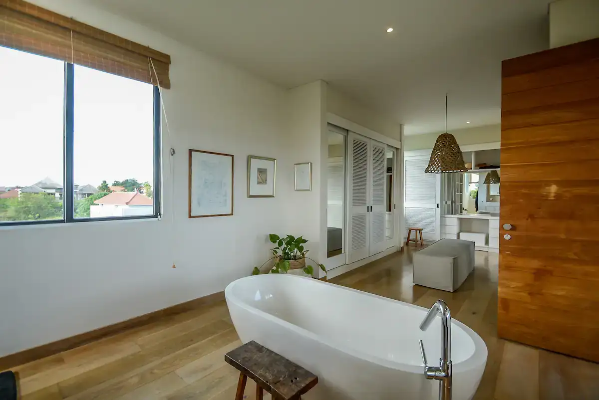 Villa 280m² in Indonesia, Canggu. Priced at 850000$ rent photo-9