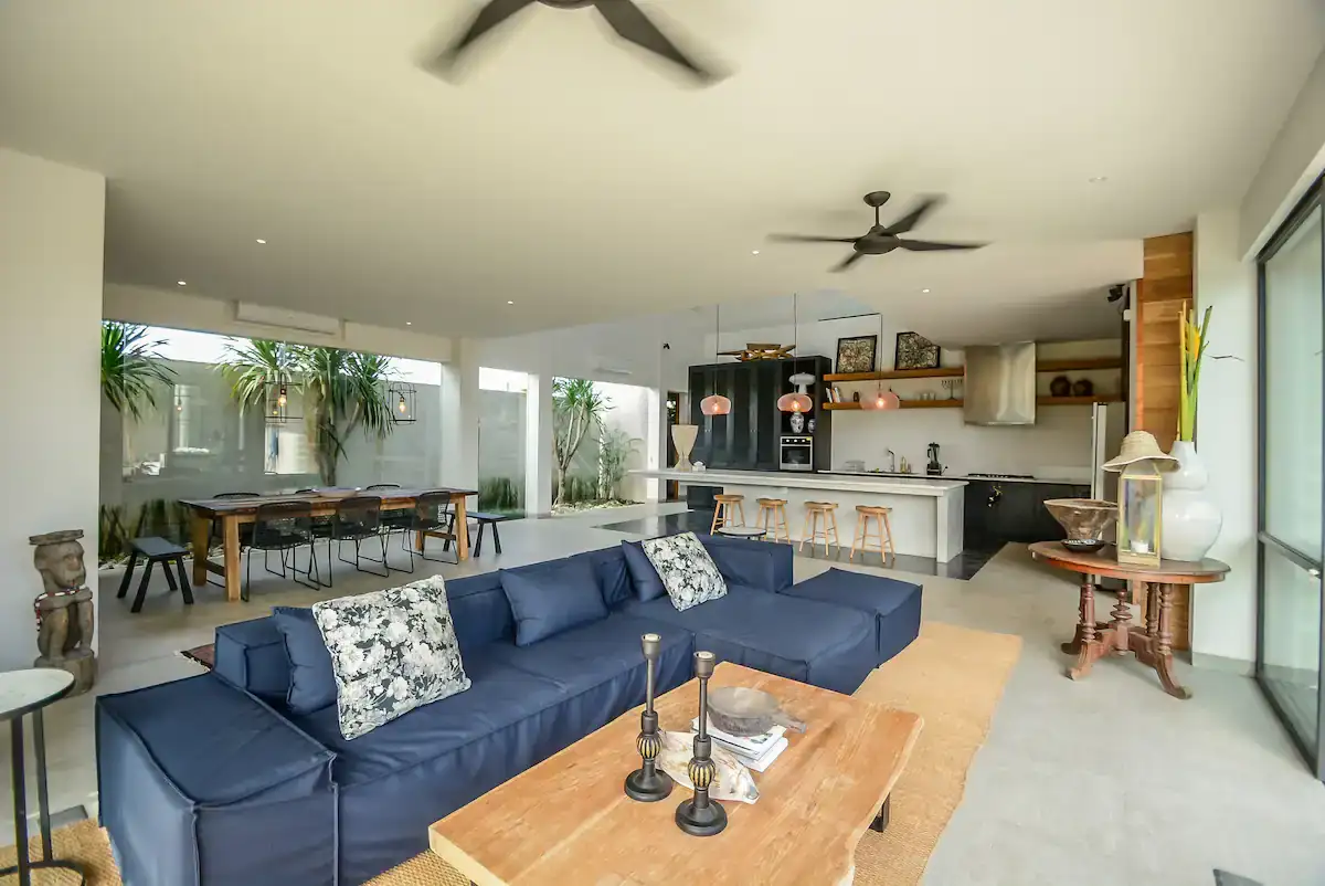 Villa 280m² in Indonesia, Canggu. Priced at 850000$ rent photo-20