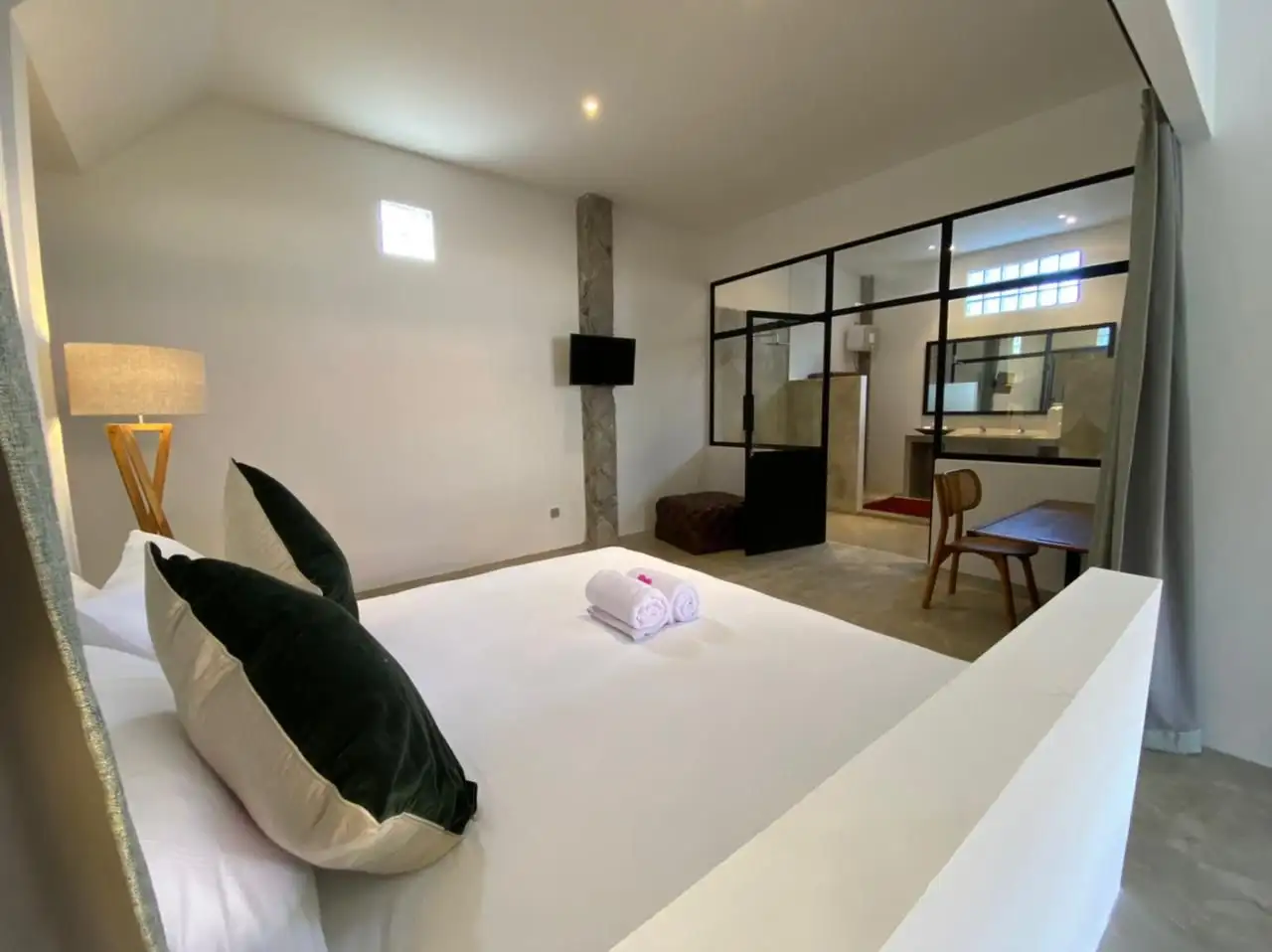 Flat 120m² in Indonesia, Canggu. Priced at 142000$ rent photo-5