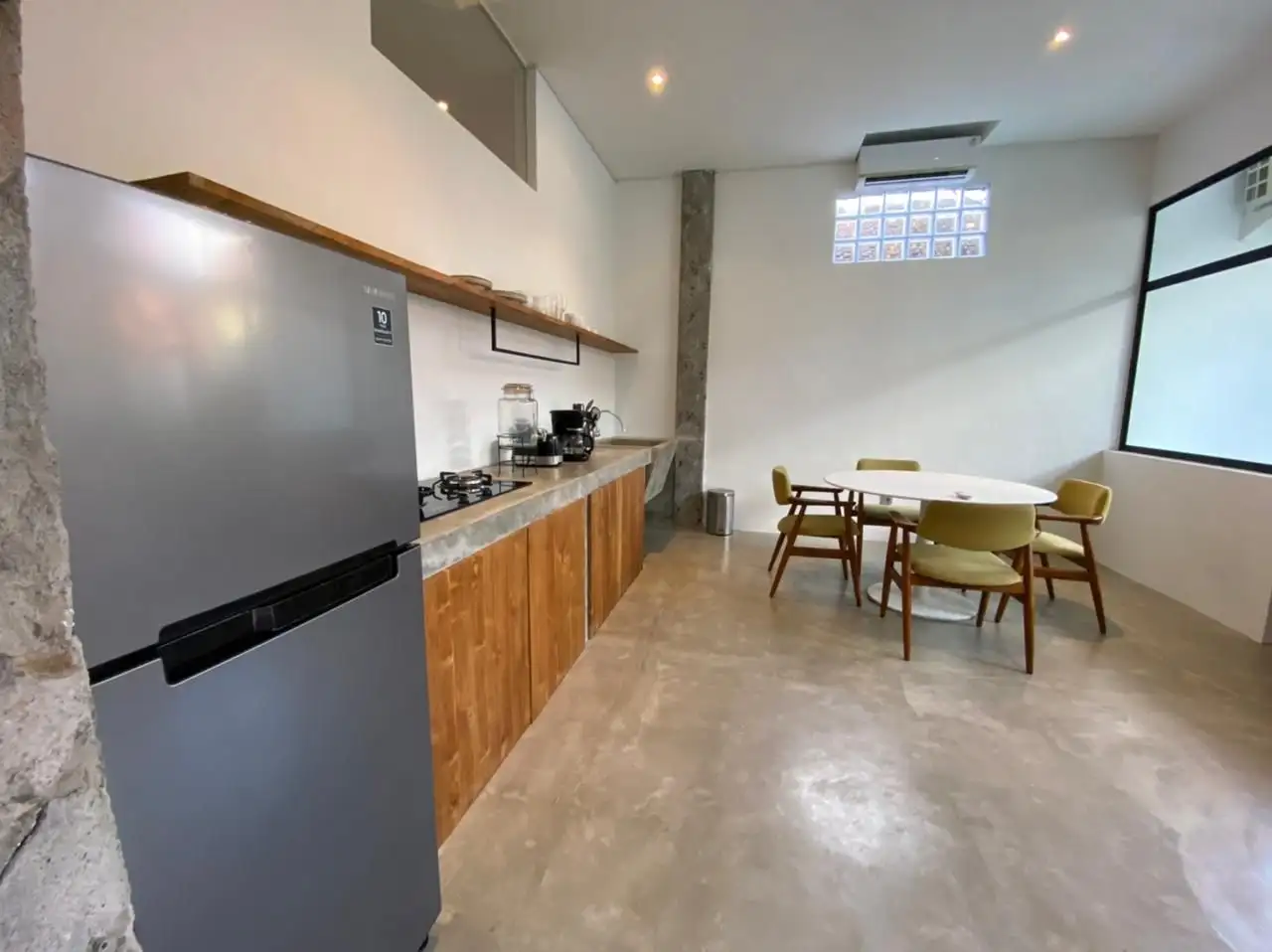 Flat 120m² in Indonesia, Canggu. Priced at 142000$ rent photo-9