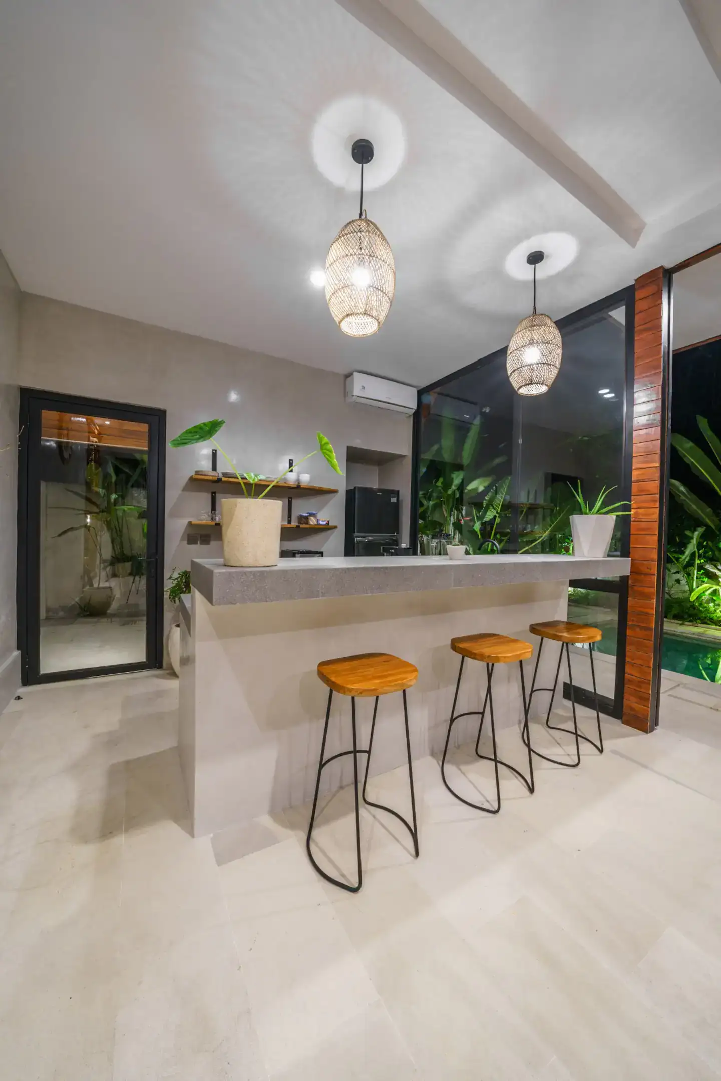 Villa 120m² in Indonesia, Canggu. Priced at 290000$ rent photo-1