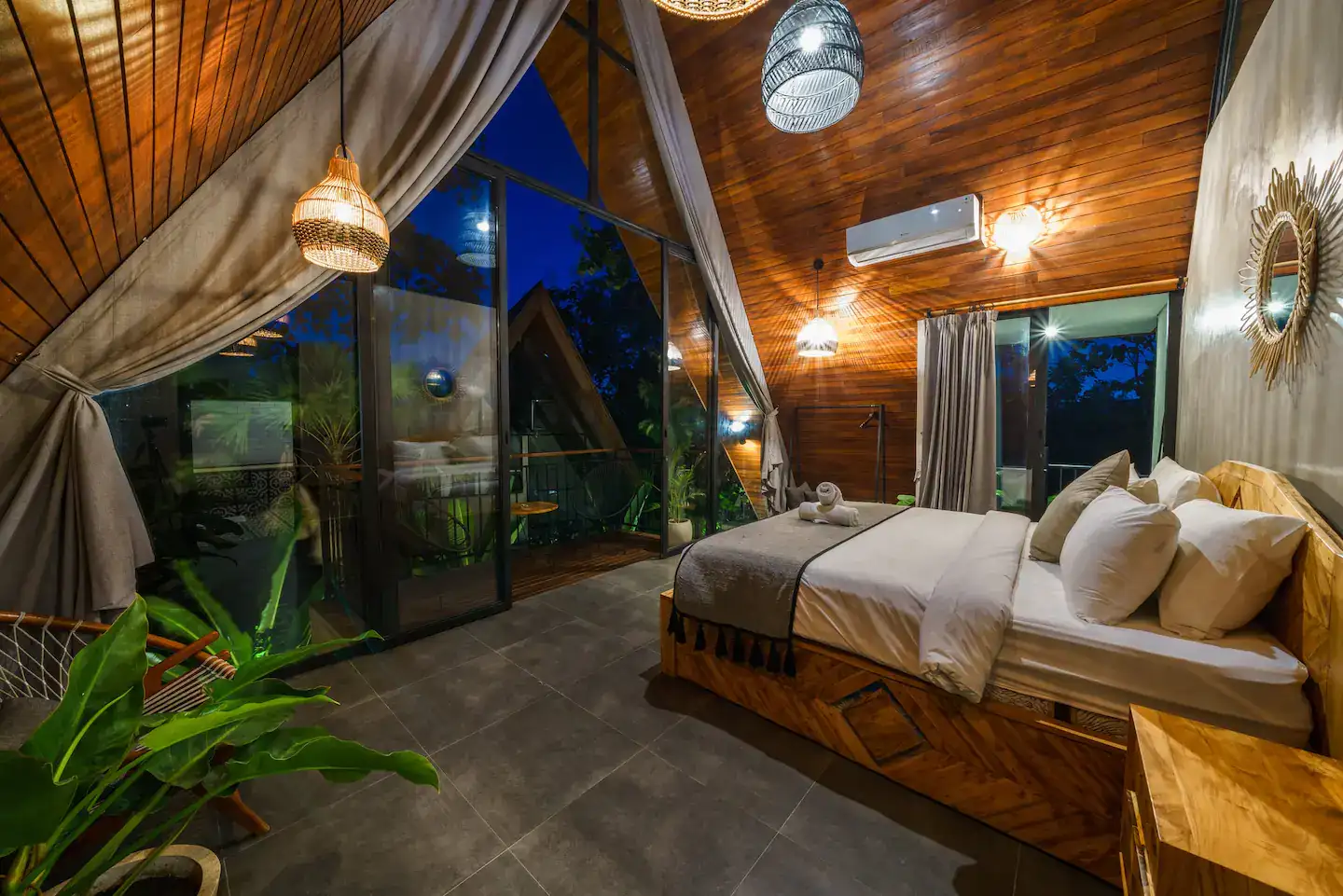 Villa 120m² in Indonesia, Canggu. Priced at 290000$ rent photo-9