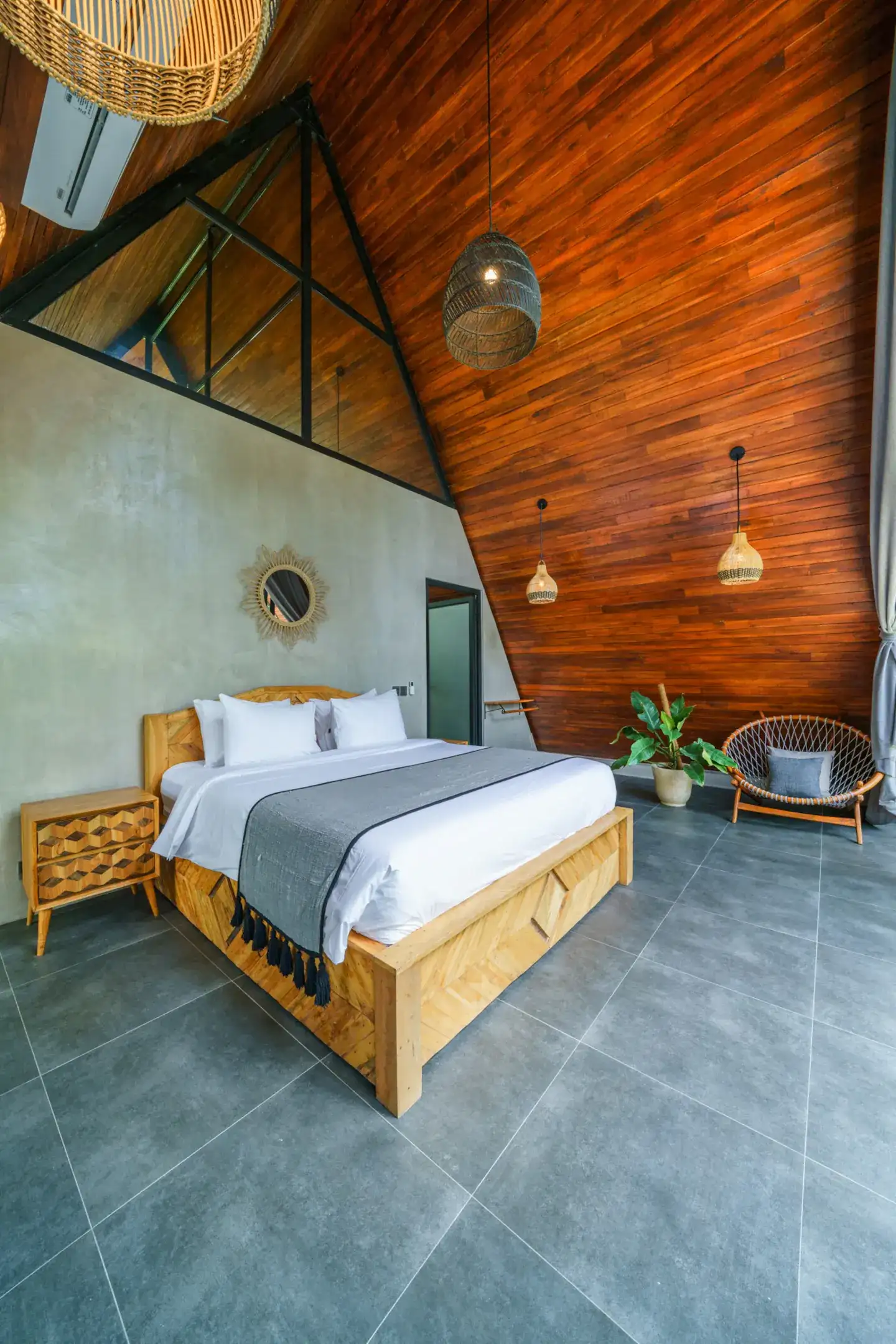 Villa 120m² in Indonesia, Canggu. Priced at 290000$ rent photo-12