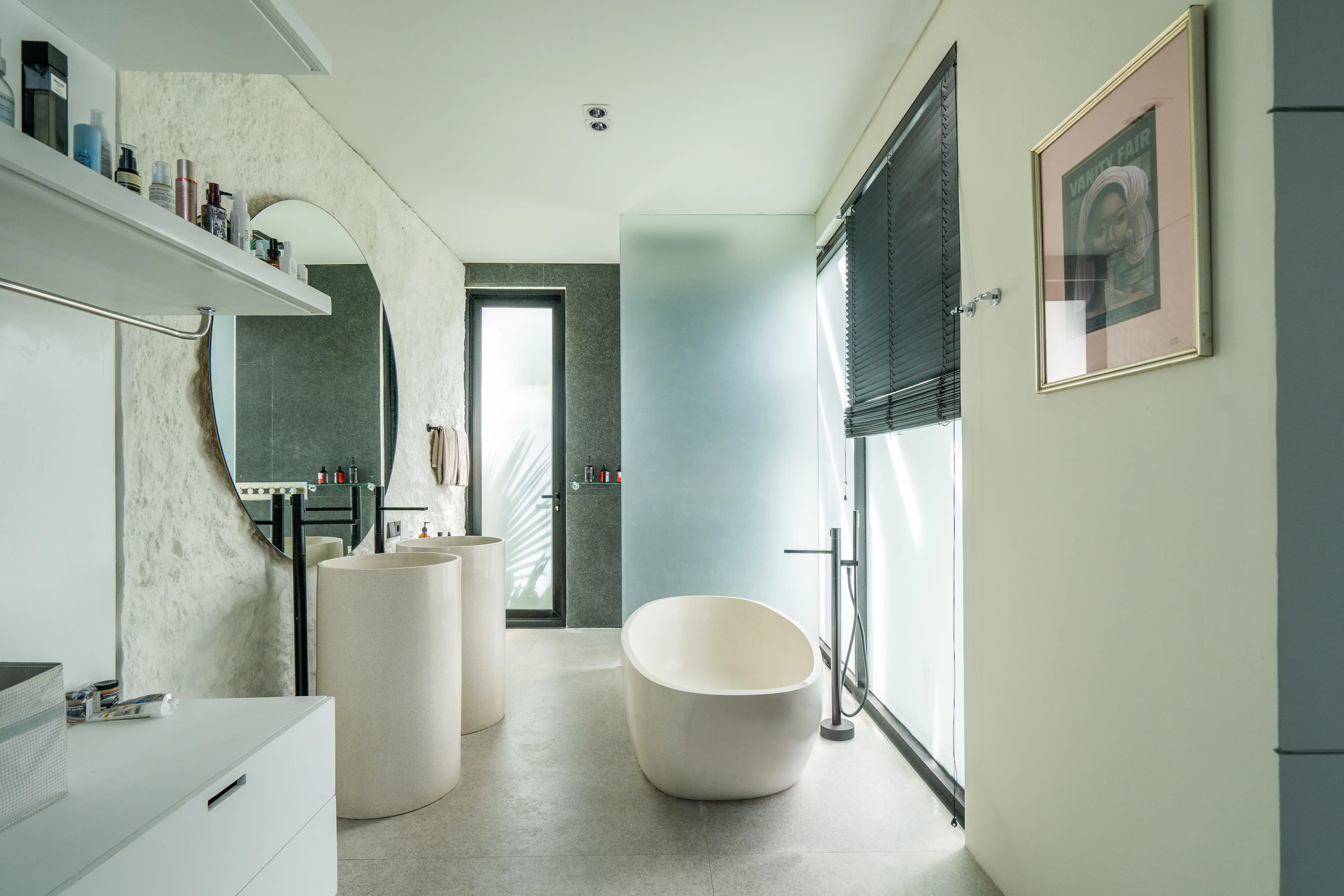 Villa 250m² in Indonesia, Canggu. Priced at 650000$ rent photo-13