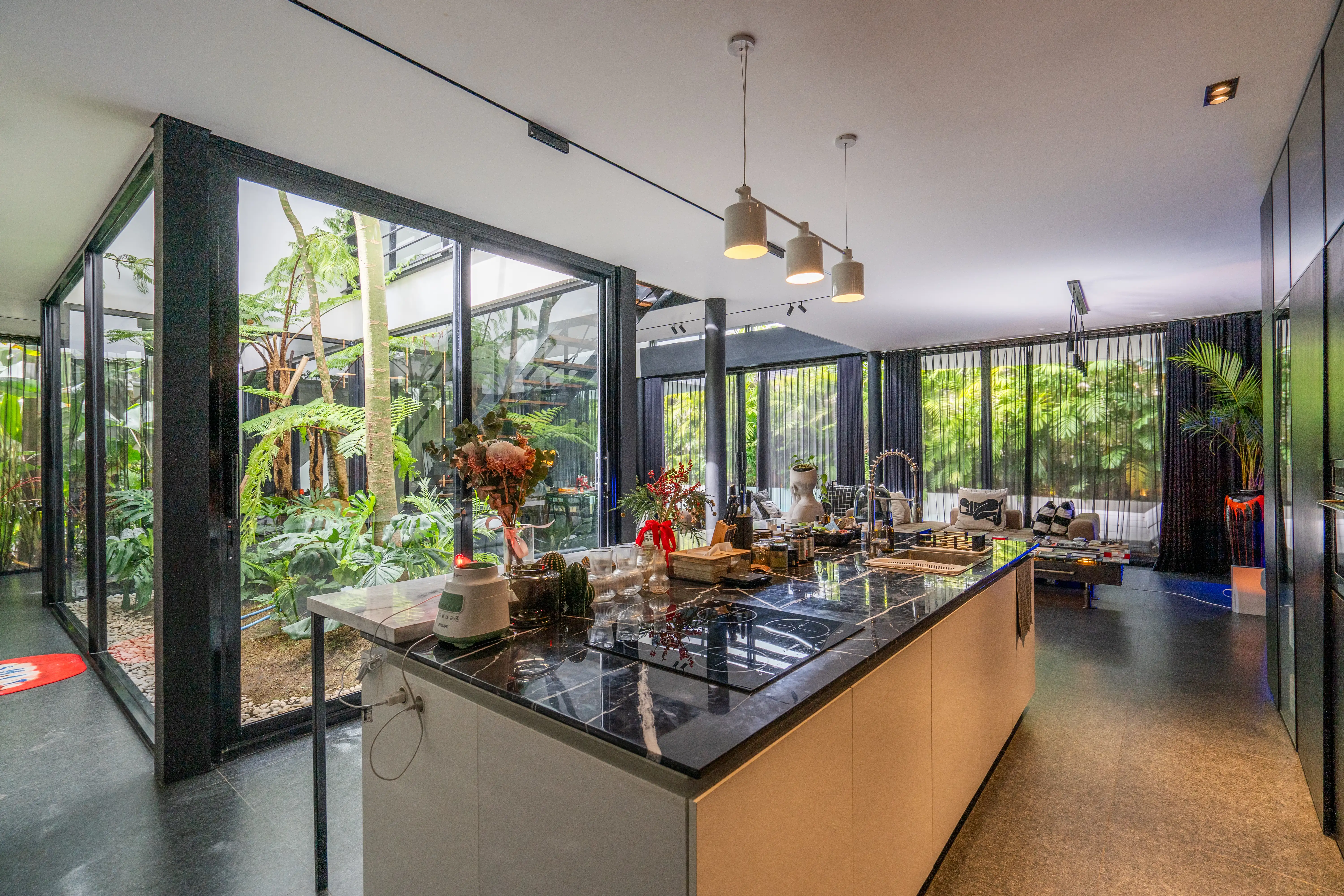 Villa 250m² in Indonesia, Canggu. Priced at 650000$ rent photo-17