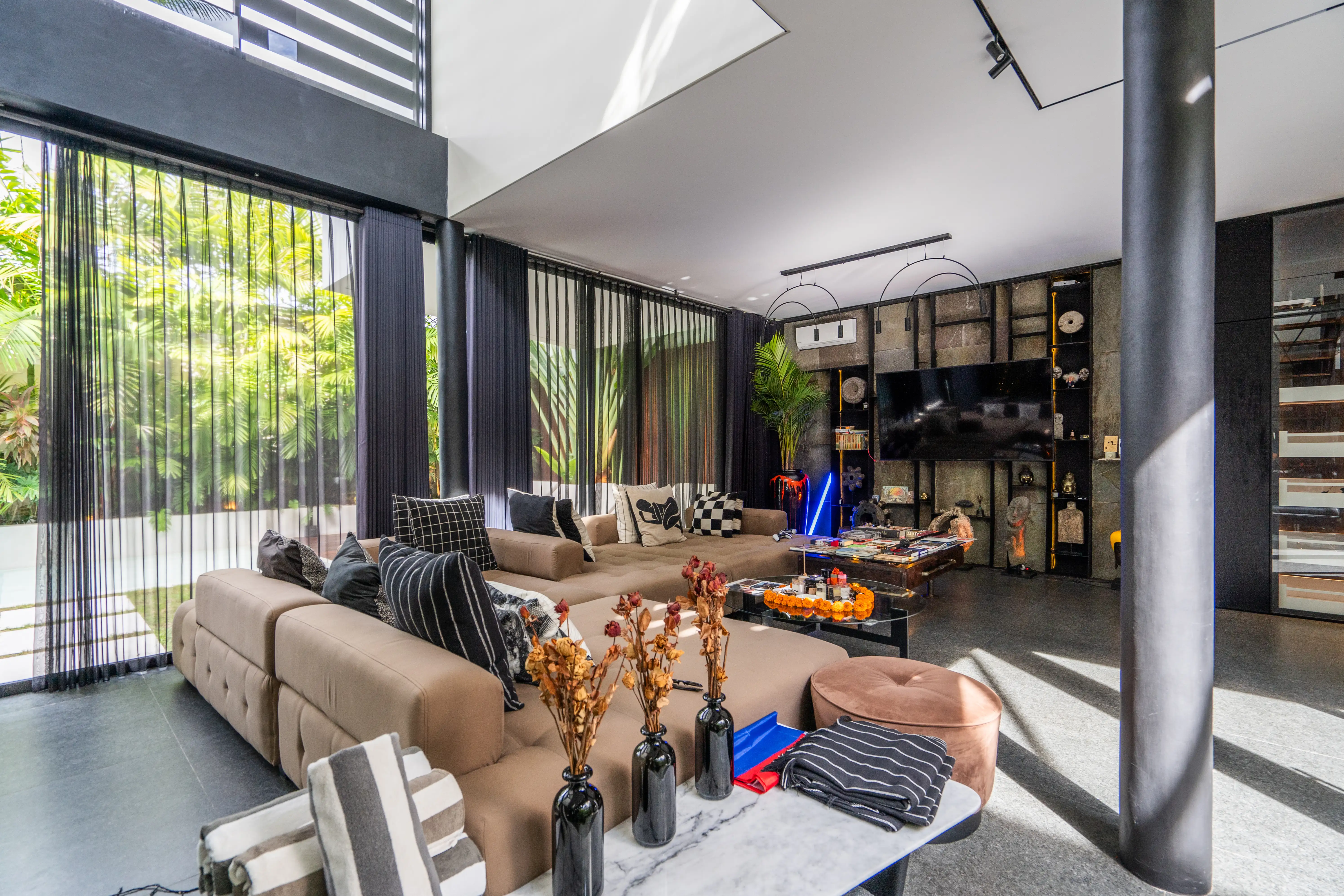 Villa 250m² in Indonesia, Canggu. Priced at 650000$ rent photo-22