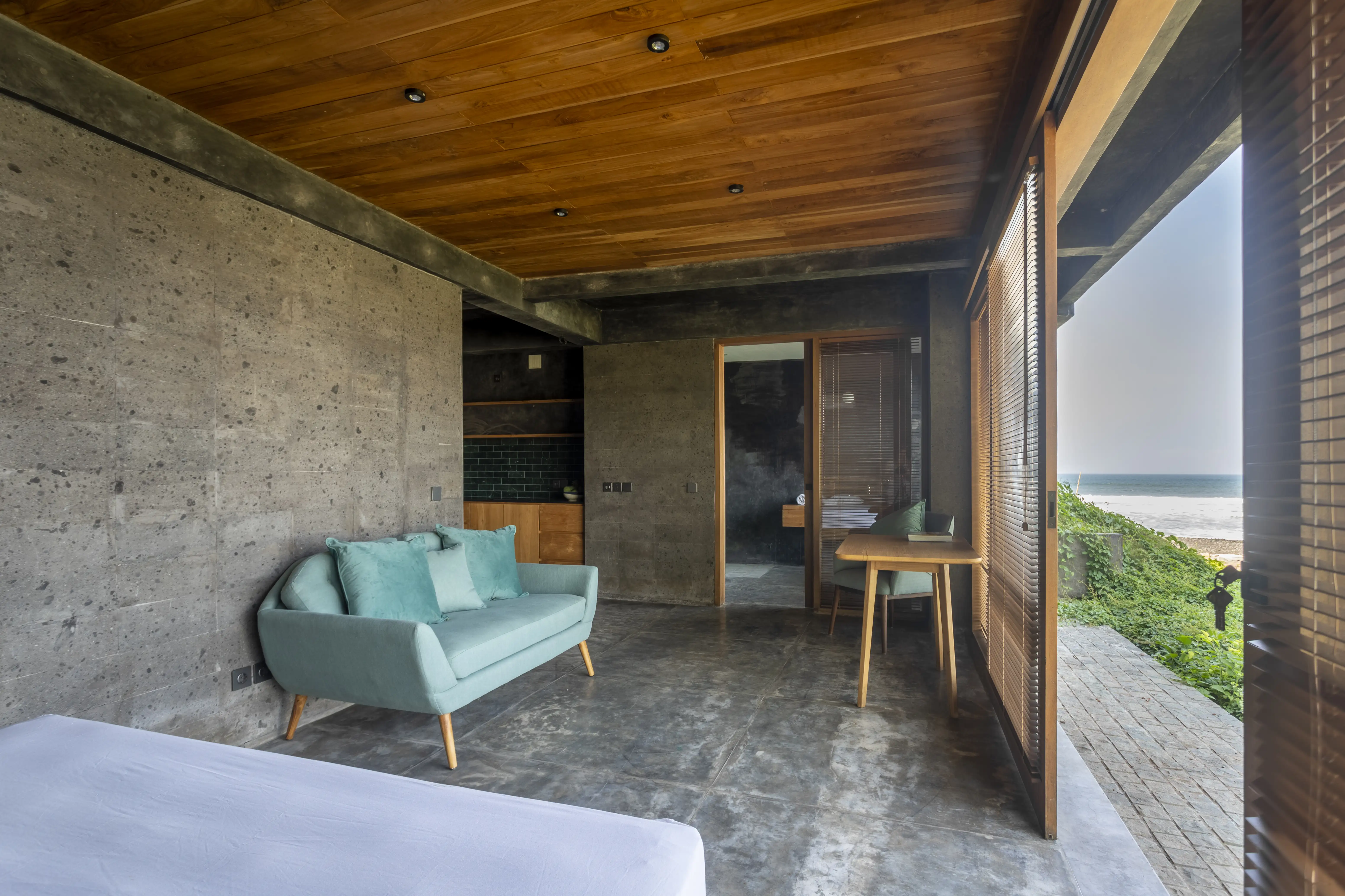 Villa 250m² in Indonesia, Balian. Priced at 1300000$ rent photo-1