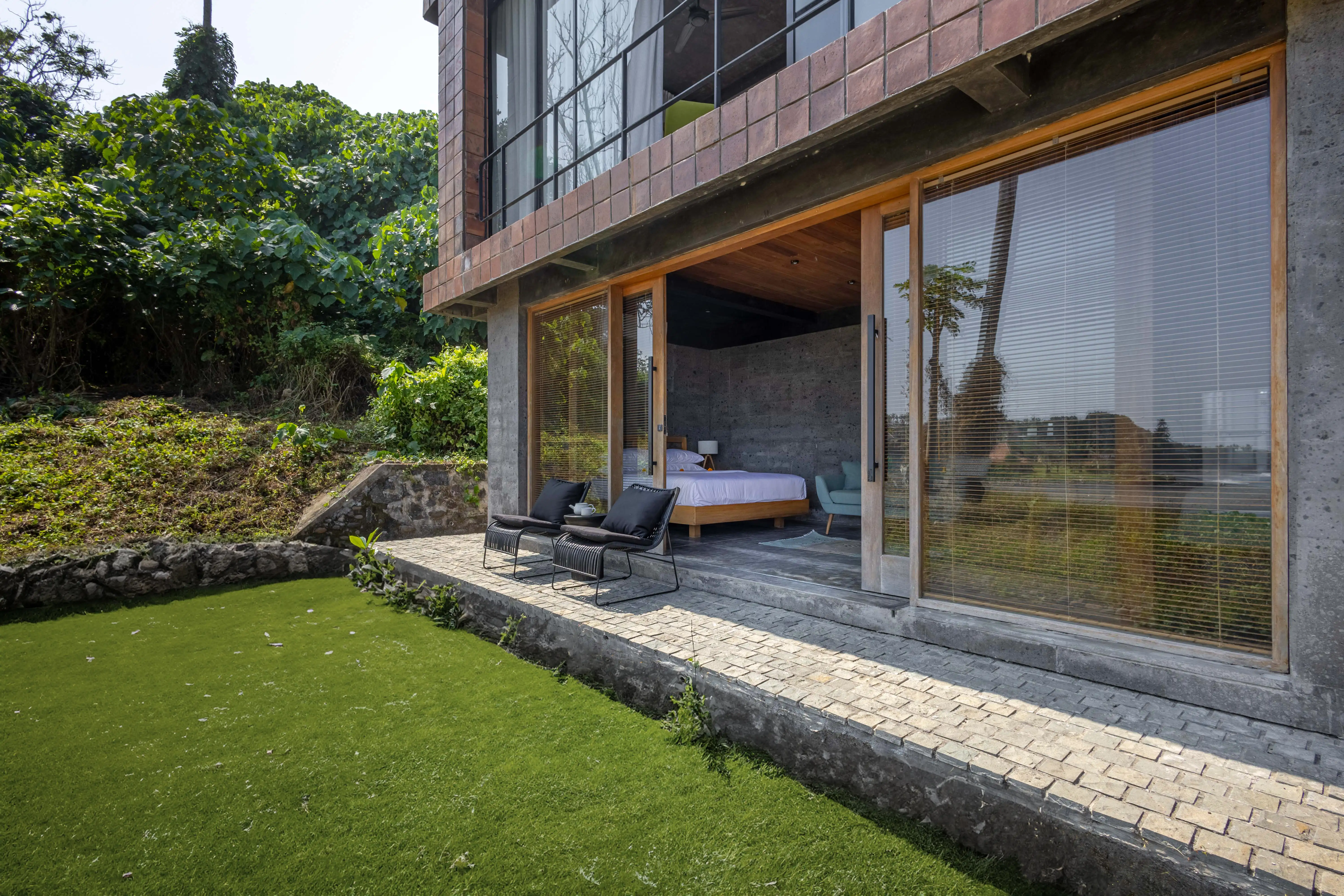 Villa 250m² in Indonesia, Balian. Priced at 1300000$ rent photo-4