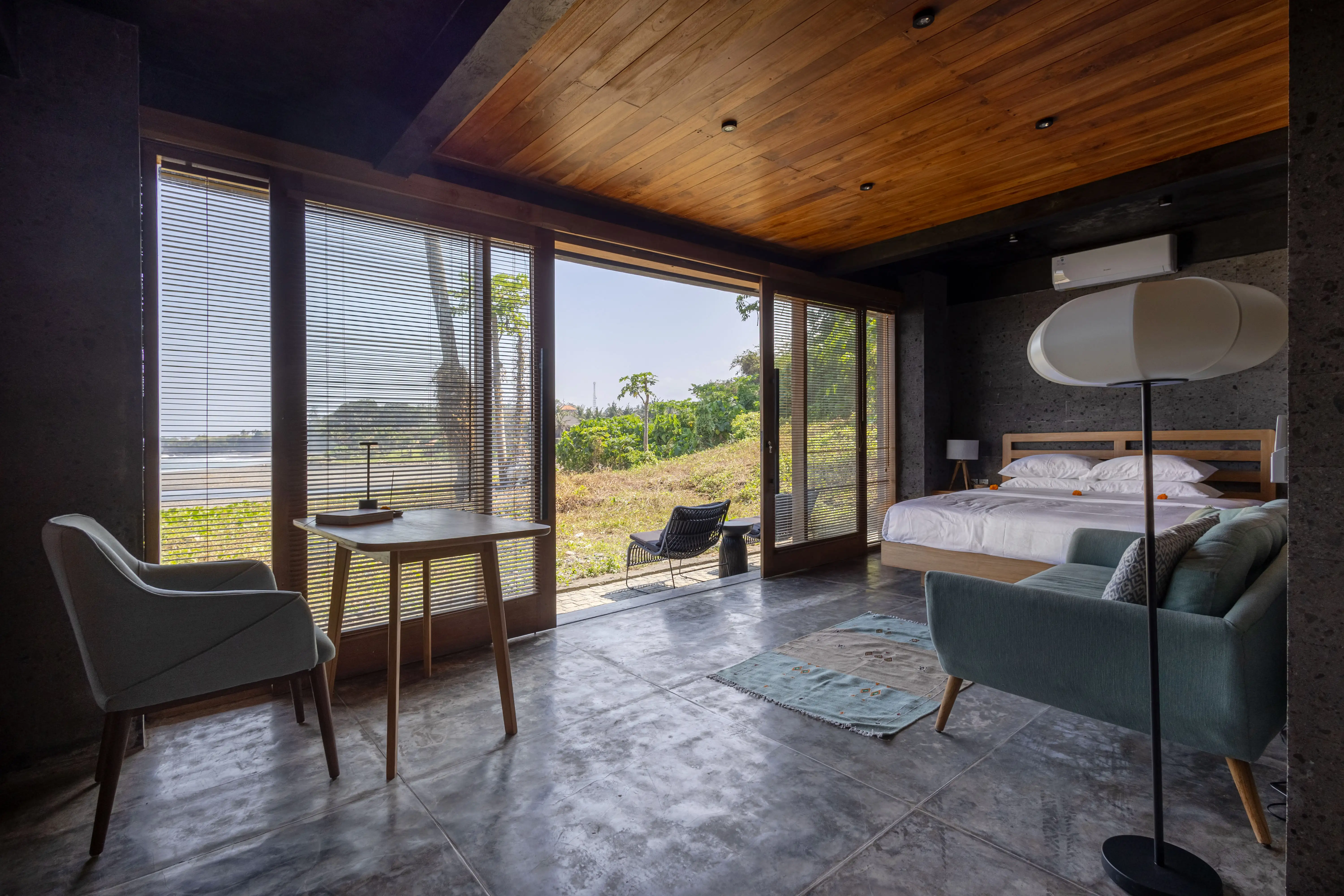 Villa 250m² in Indonesia, Balian. Priced at 1300000$ rent photo-9