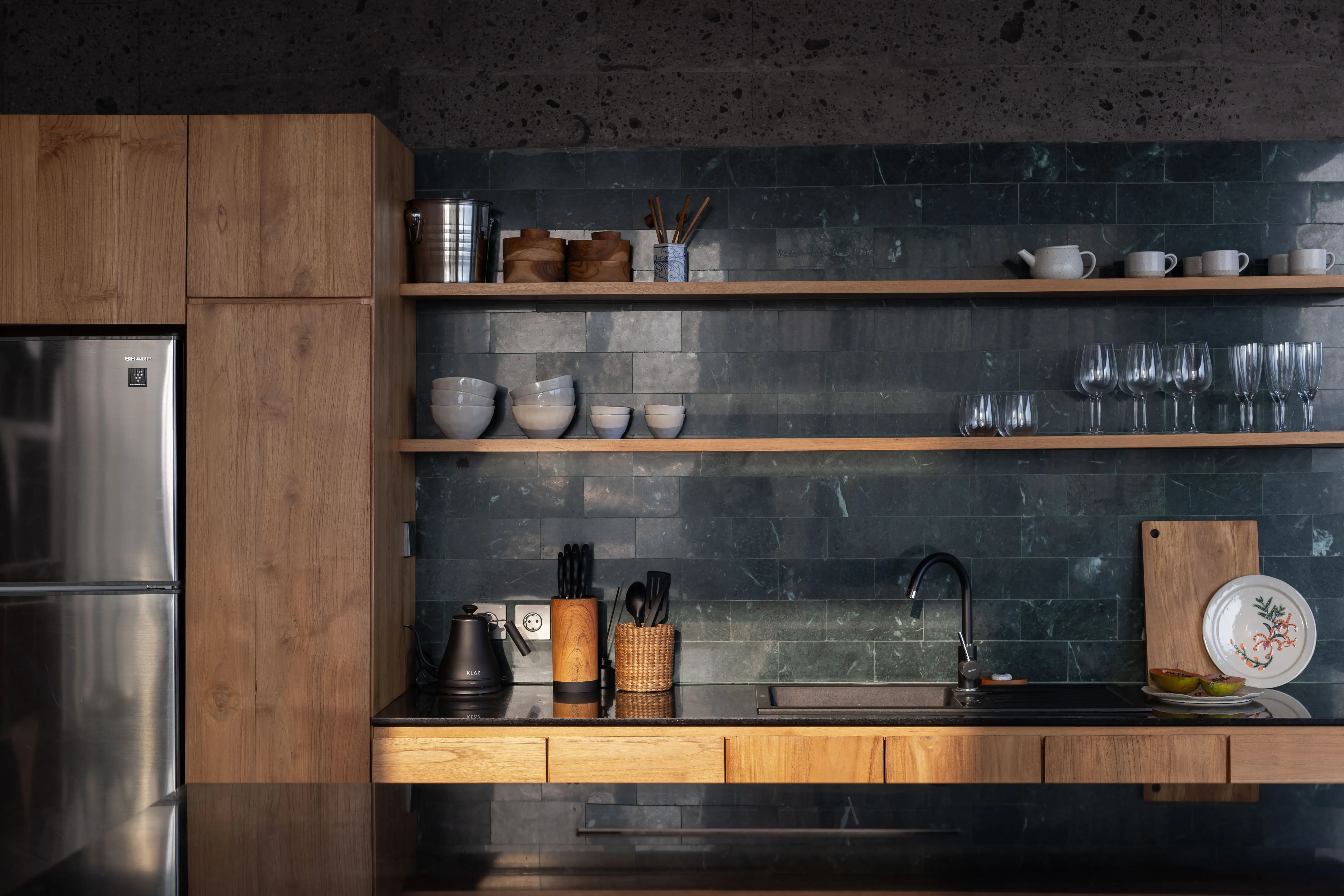 Villa 250m² in Indonesia, Balian. Priced at 1300000$ rent photo-12