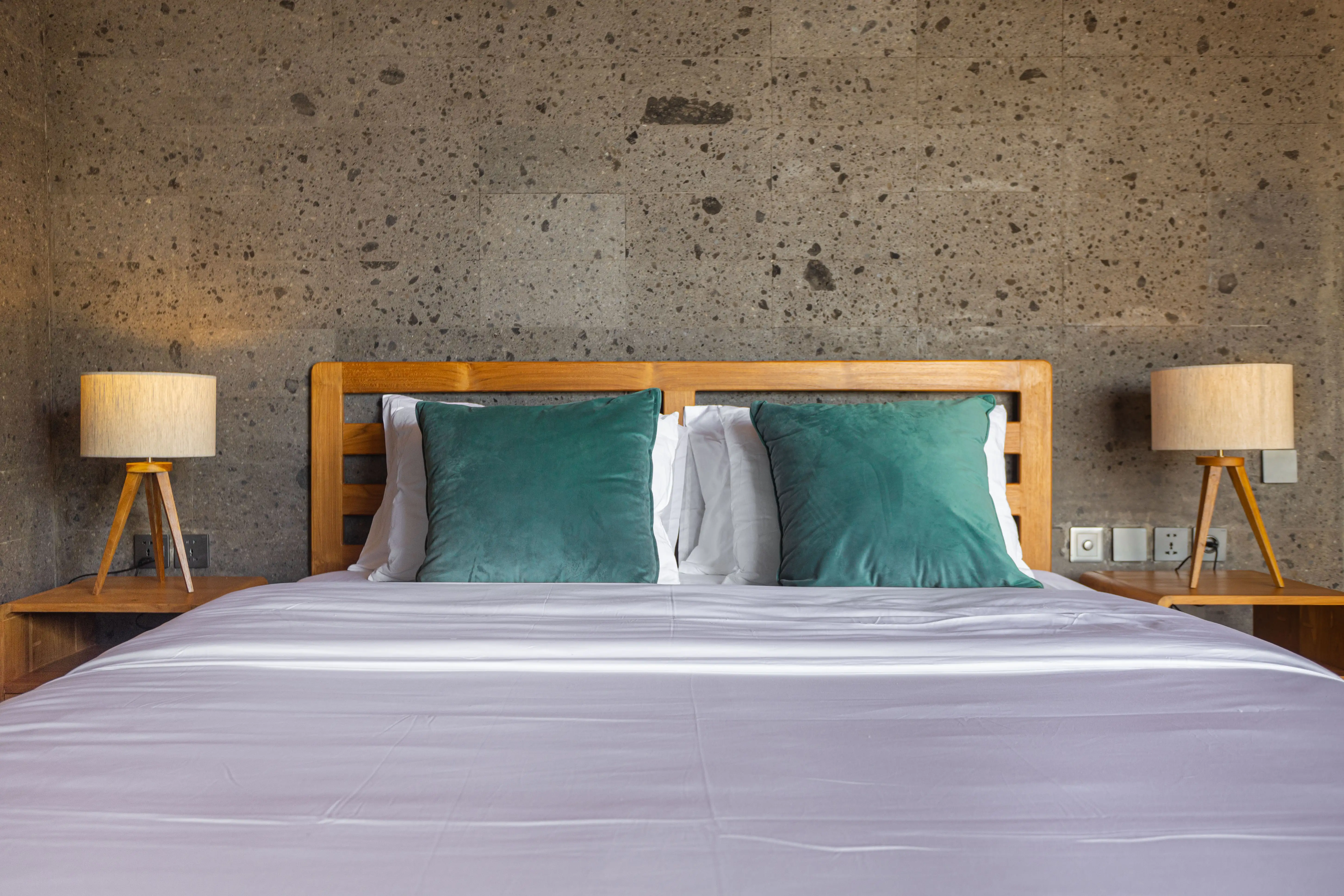 Villa 250m² in Indonesia, Balian. Priced at 1300000$ rent photo-22