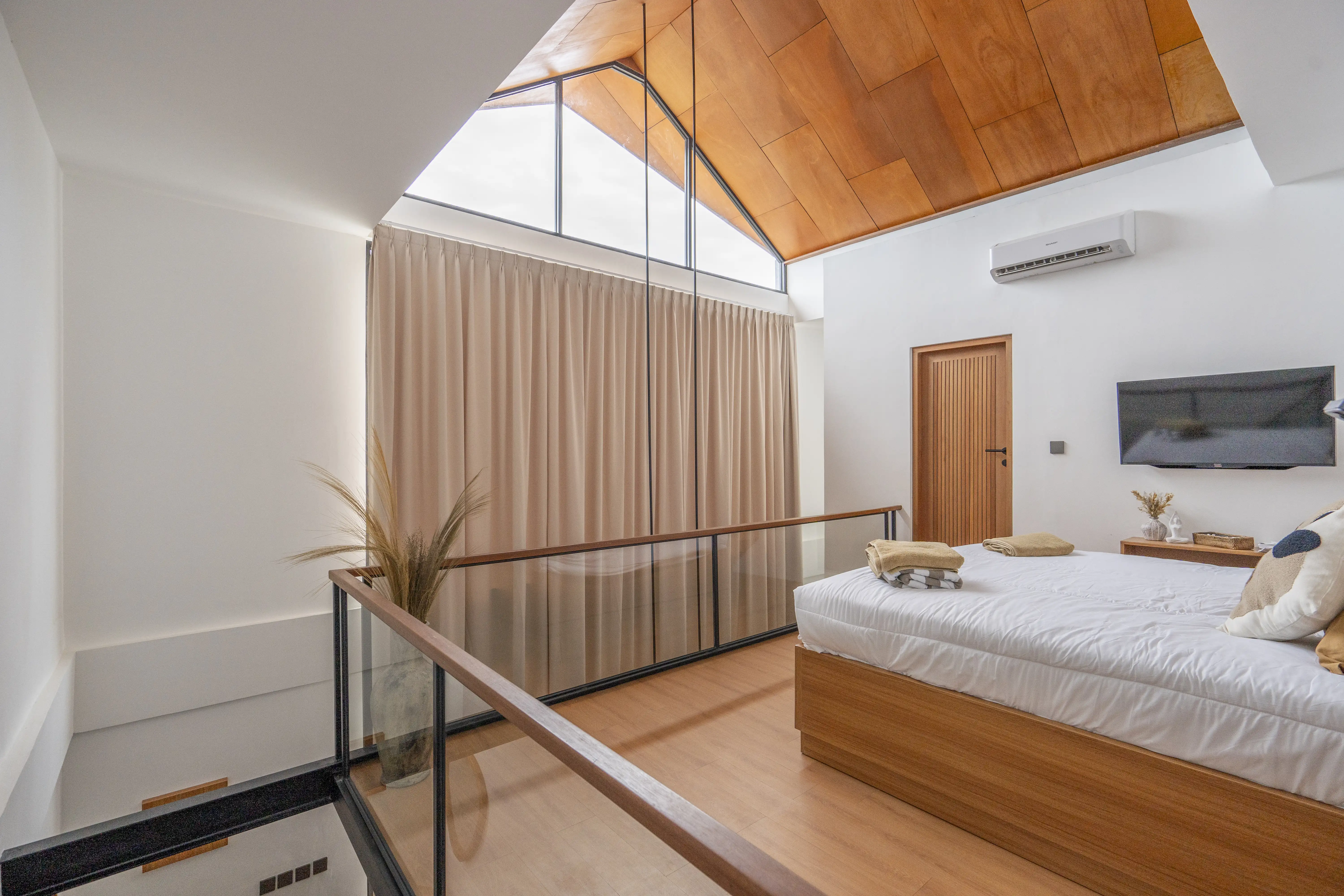 Villa 58m² in Indonesia, Bukit. Priced at 130000$ rent photo-5
