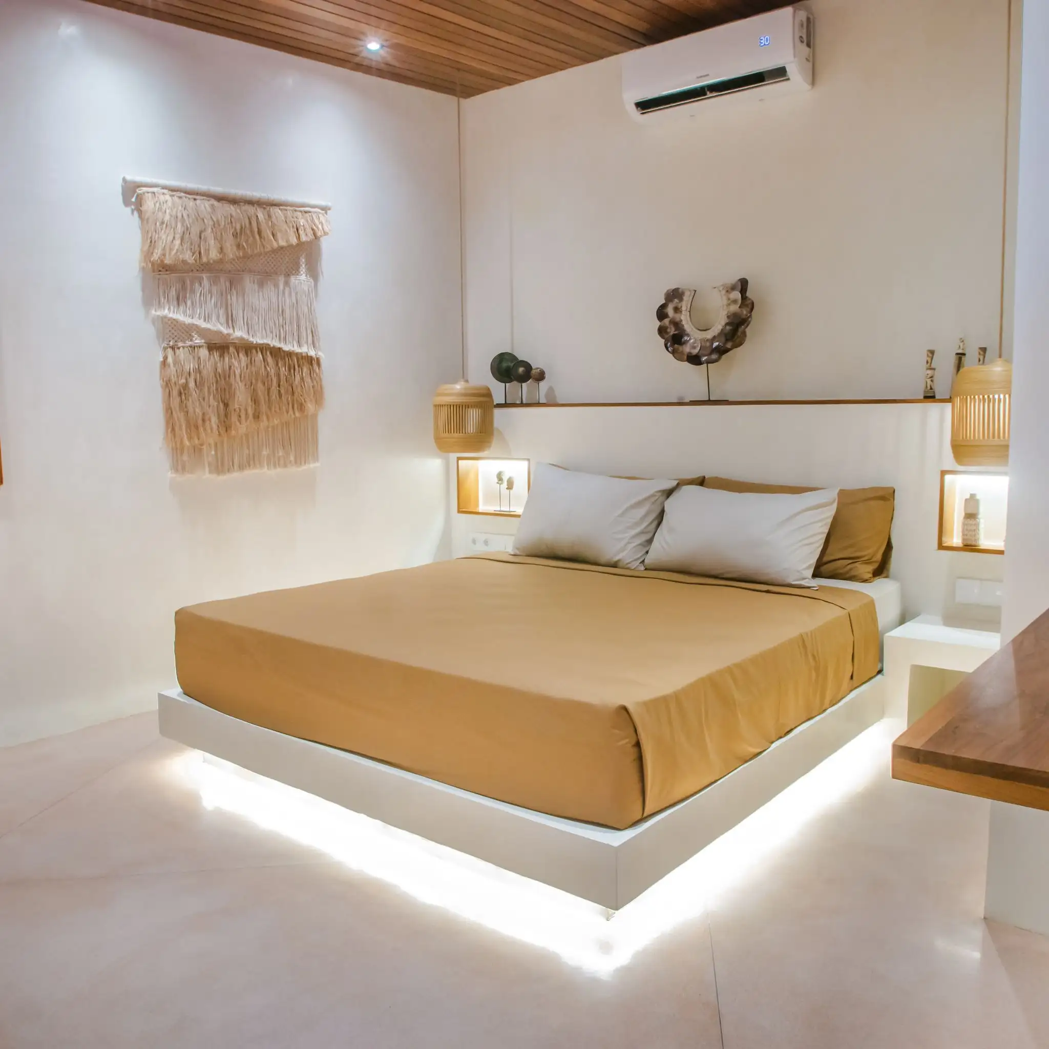 Flat 55m² in Indonesia, Canggu. Priced at 90000$ rent photo-5