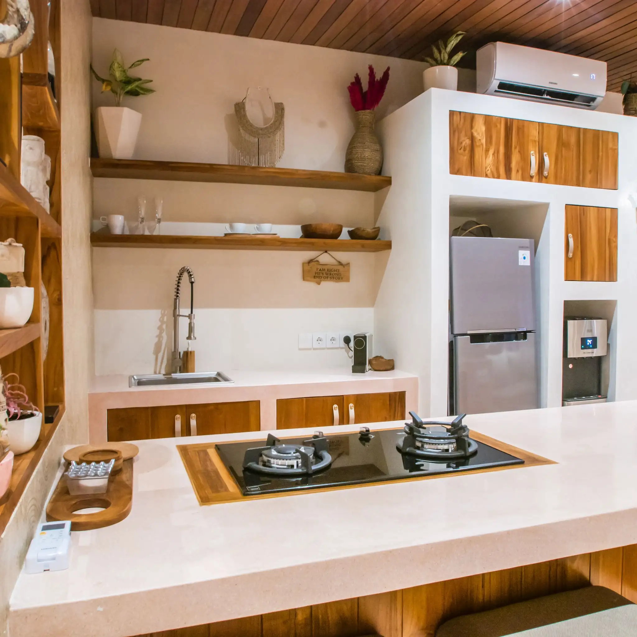 Flat 55m² in Indonesia, Canggu. Priced at 90000$ rent photo-11