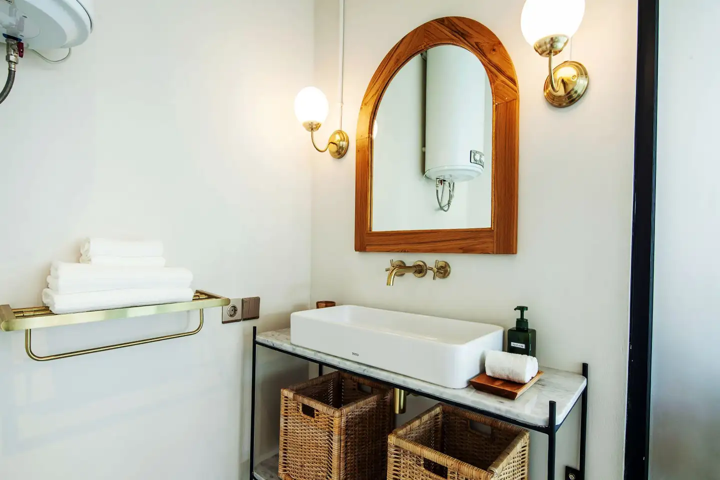 Flat 680m² in Indonesia, Canggu. Priced at 1650000$ rent photo-4