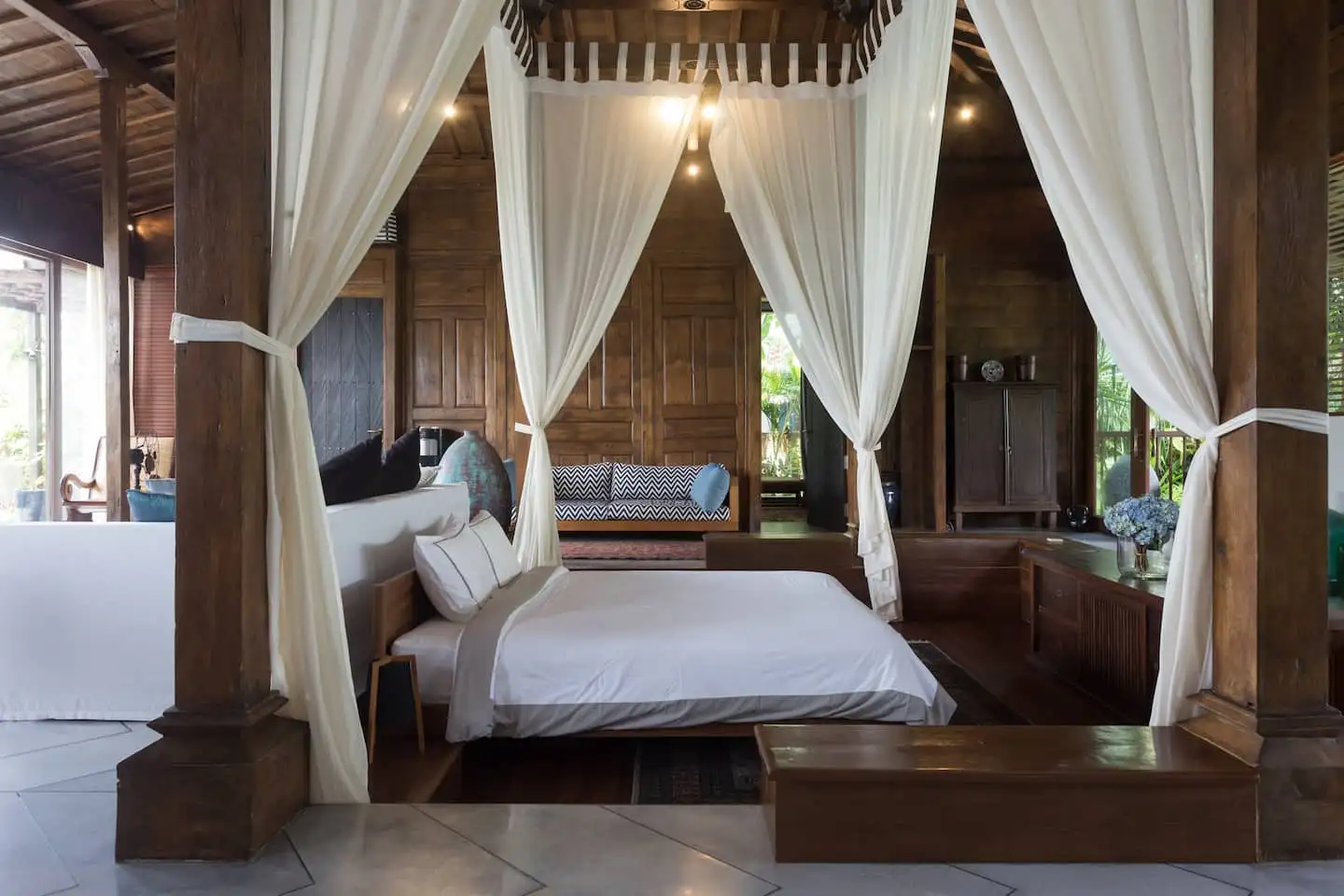 Villa 296m² in Indonesia, Canggu. Priced at 789432$ rent photo-7